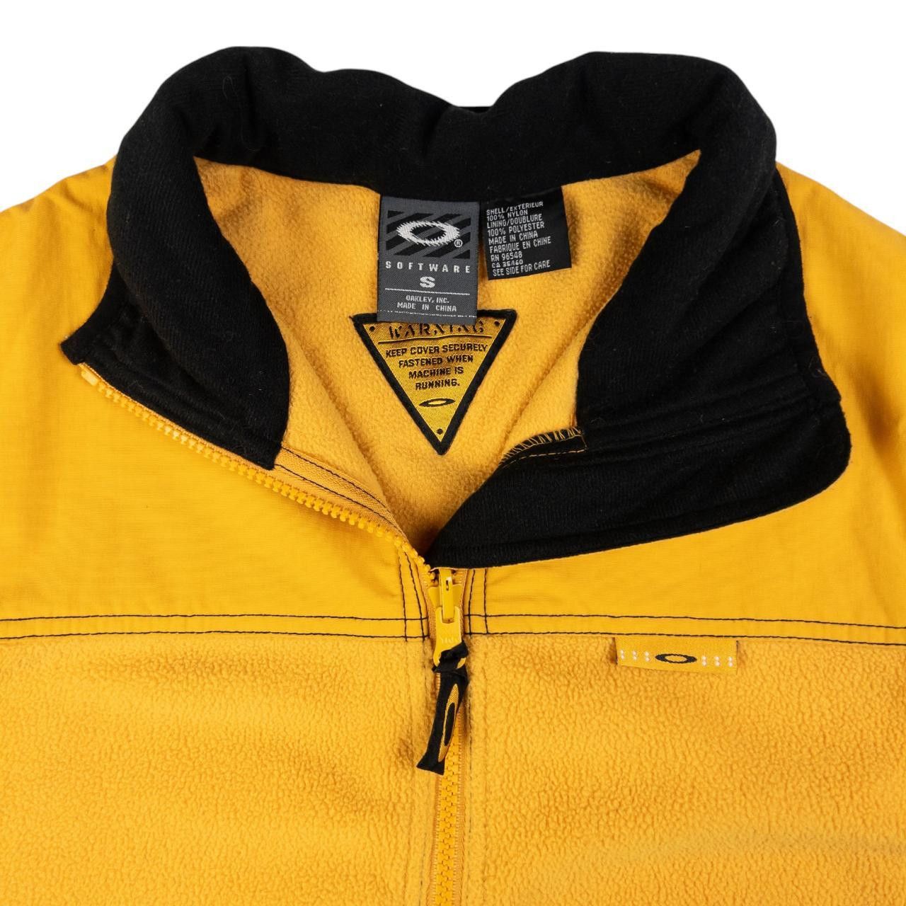 Oakley Vintage Oakley Zip Up Fleece Gilet Size S Size US S / EU 44-46 / 1 - 3 Thumbnail