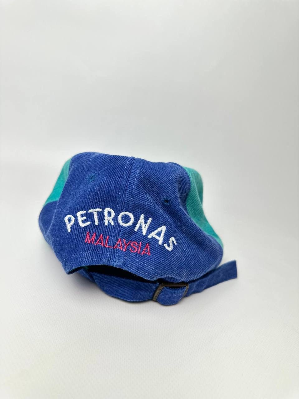 Red Bull Vintage RedBull Sauber Petronas Grandprix F1 Champion Cap Size ONE SIZE - 3 Thumbnail