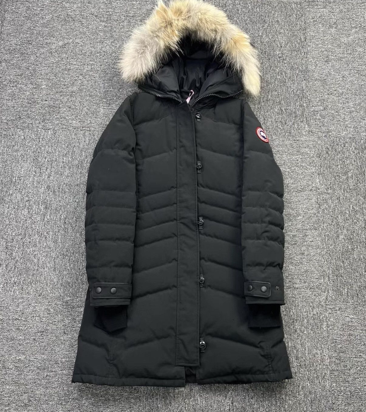 Canada Goose Canada Goose / Black Button Parka Down Jacket K12 Size XS / US 0-2 / IT 36-38 - 1 Thumbnail