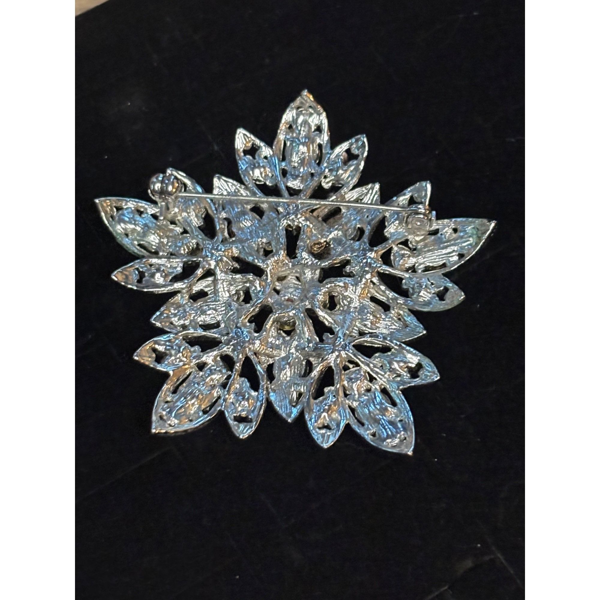 Other Vintage Rhinestone Snowflake Brooch Pin Size ONE SIZE - 2 Thumbnail