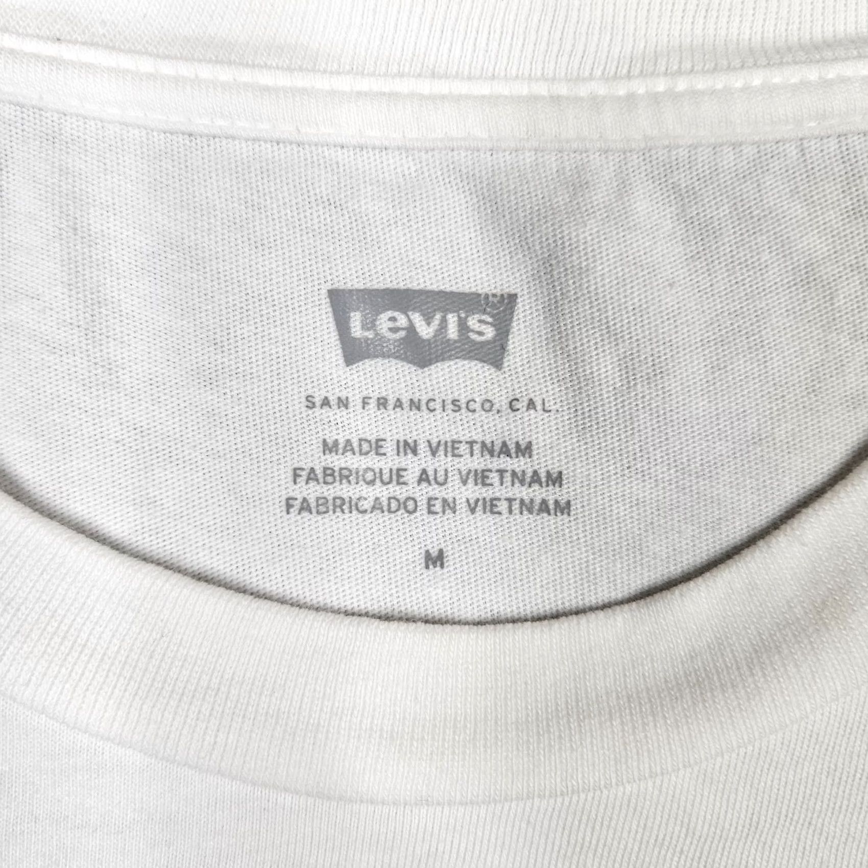 Levi's Levi's Women's Crew Neck Short Sleeve White T-Shirt M Regular Cotton Jersey Basic Shirt Womens Regular Size M White 90s Vote Theme Size M / US 6-8 / IT 42-44 - 4 Thumbnail