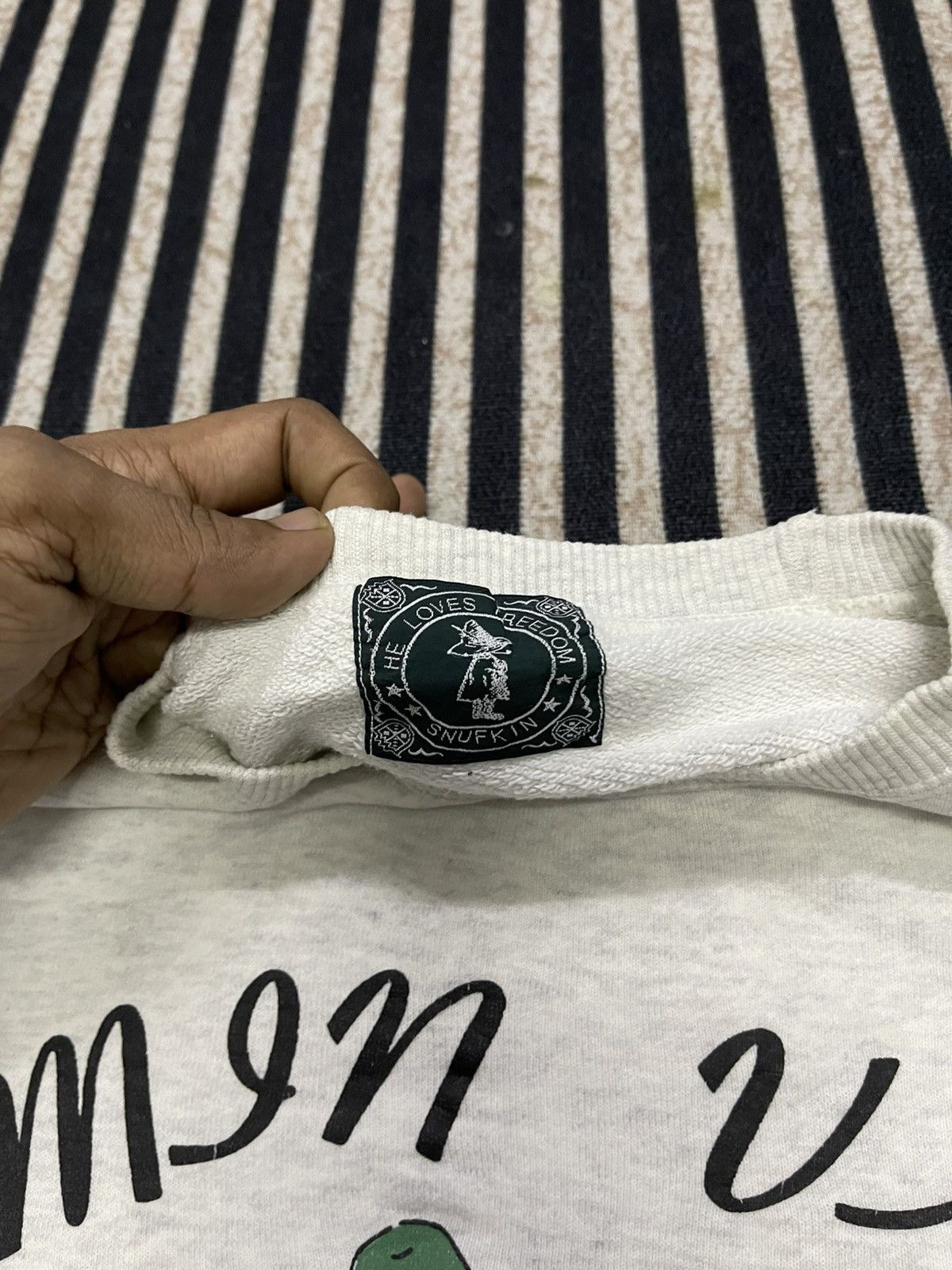 Anime VINTAGE 1990 MOOMIN VALLEY SNUFKIN SWEATSHIRT BOXY CUTTING Size US L / EU 52-54 / 3 - 11 Thumbnail