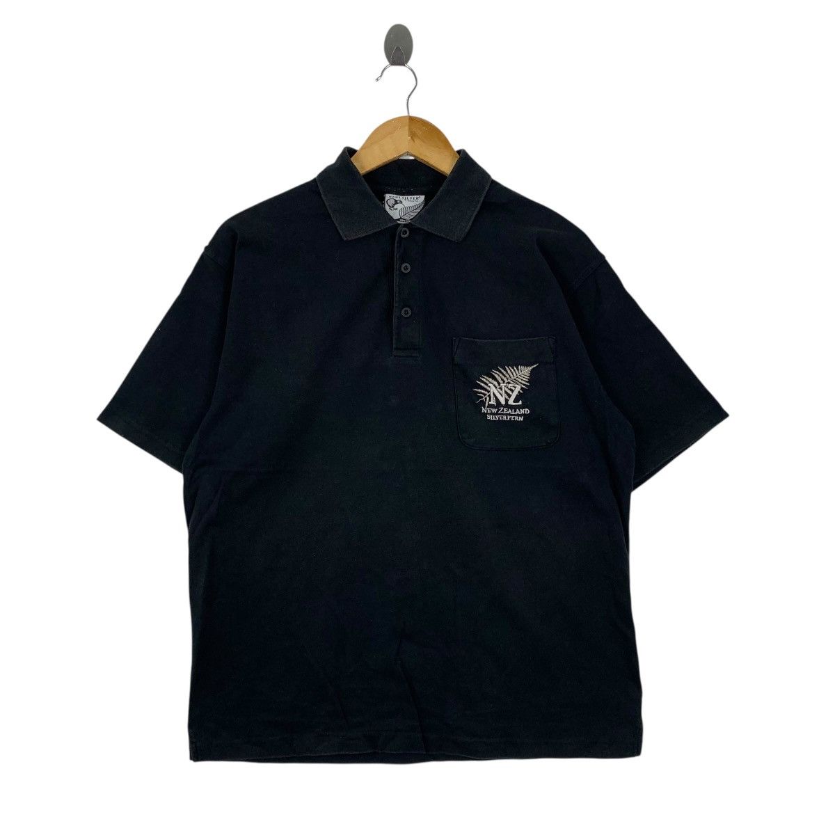 Vintage Vintage NEW ZEALAND Silver Fern Embroidered Collar Tshirt Size US L / EU 52-54 / 3 - 1 Thumbnail