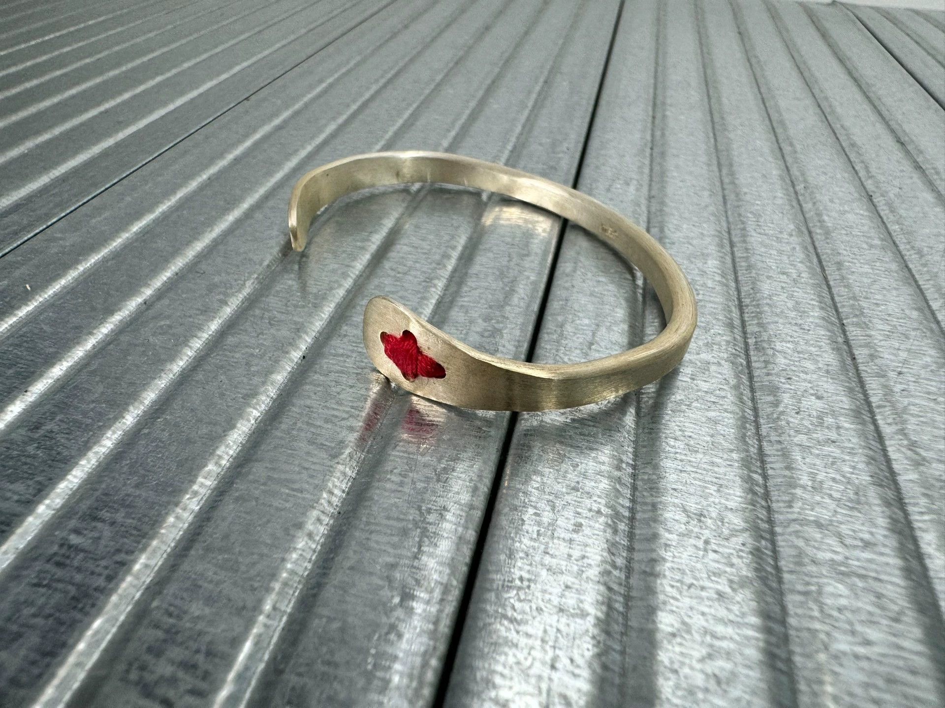 Ma+ M.A.+ Red String Cross Bracelet AB11 S New Size ONE SIZE - 4 Thumbnail