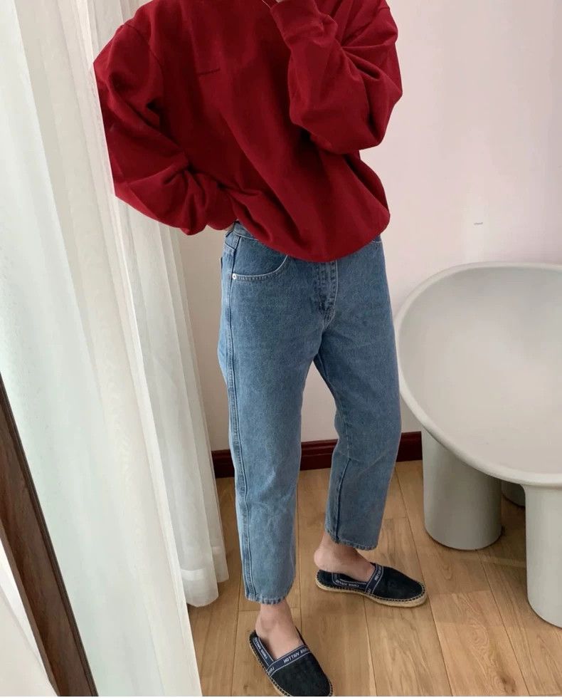Balenciaga Balenciaga Red show embroidered logo crew neck sweatshirt Size US XS / EU 42 / 0 - 6 Thumbnail