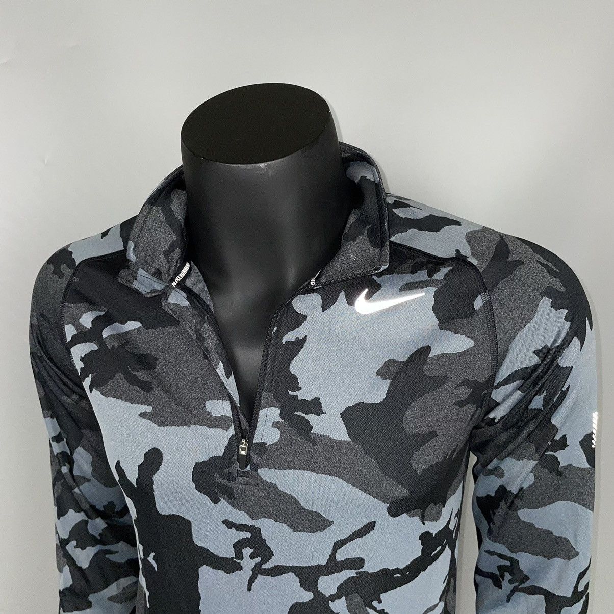 Nike Nike running long sleeve 1/3 zip dri-fit Size US S / EU 44-46 / 1 - 3 Thumbnail