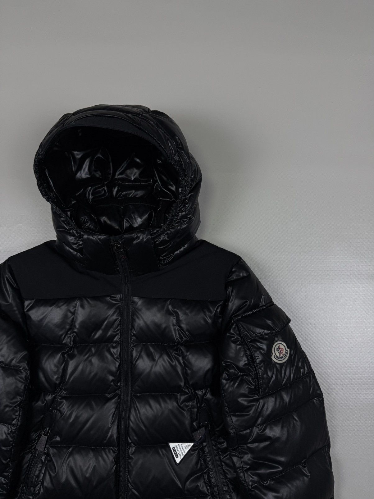 Moncler Moncler Kids Down Puffer Jacket Size 12/152 Size XS / US 0-2 / IT 36-38 - 3 Thumbnail