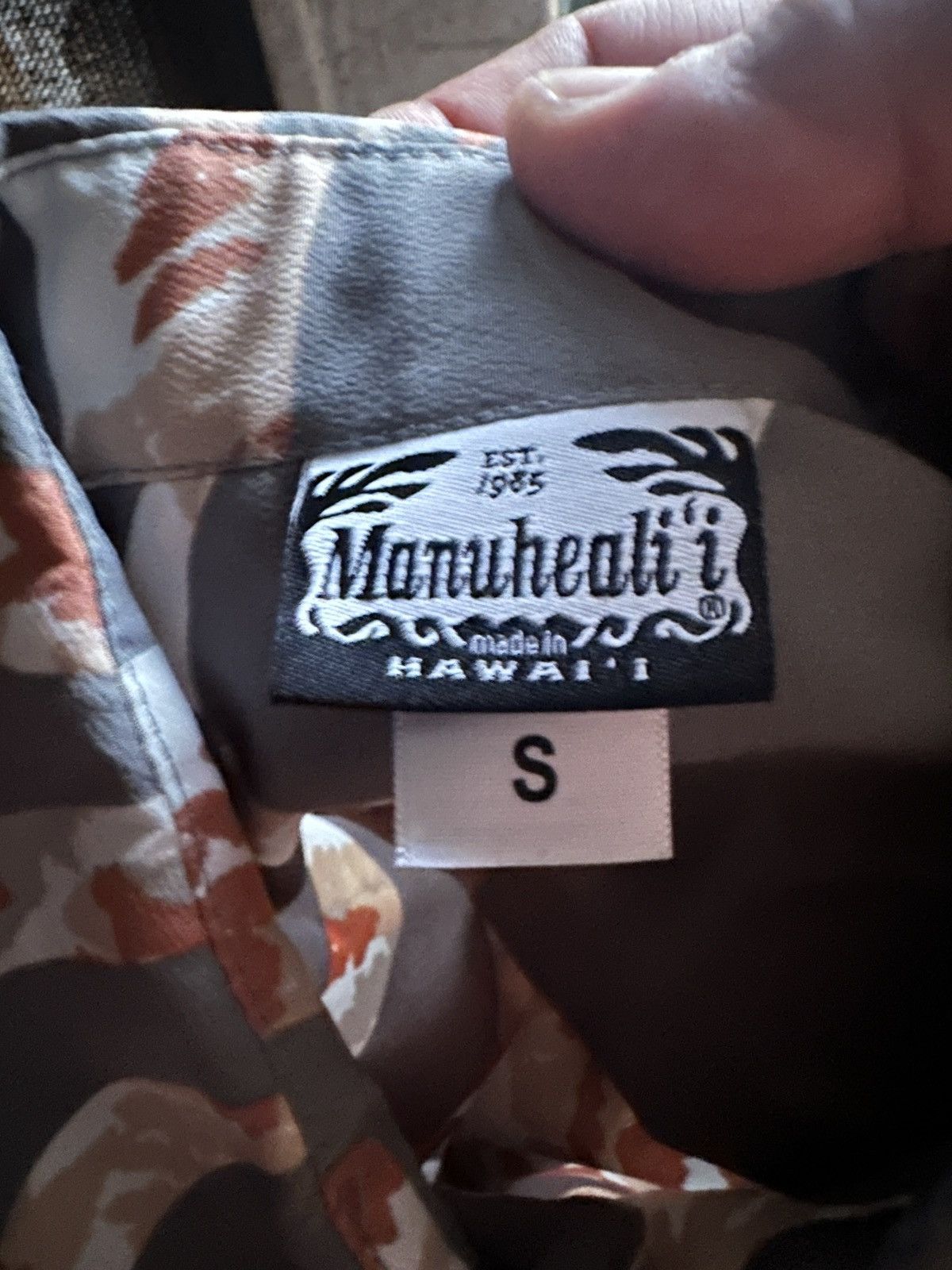Other PreOwned Manuhealii Hawaiian Shirt Gray/Brown Men's S Size US S / EU 44-46 / 1 - 4 Thumbnail