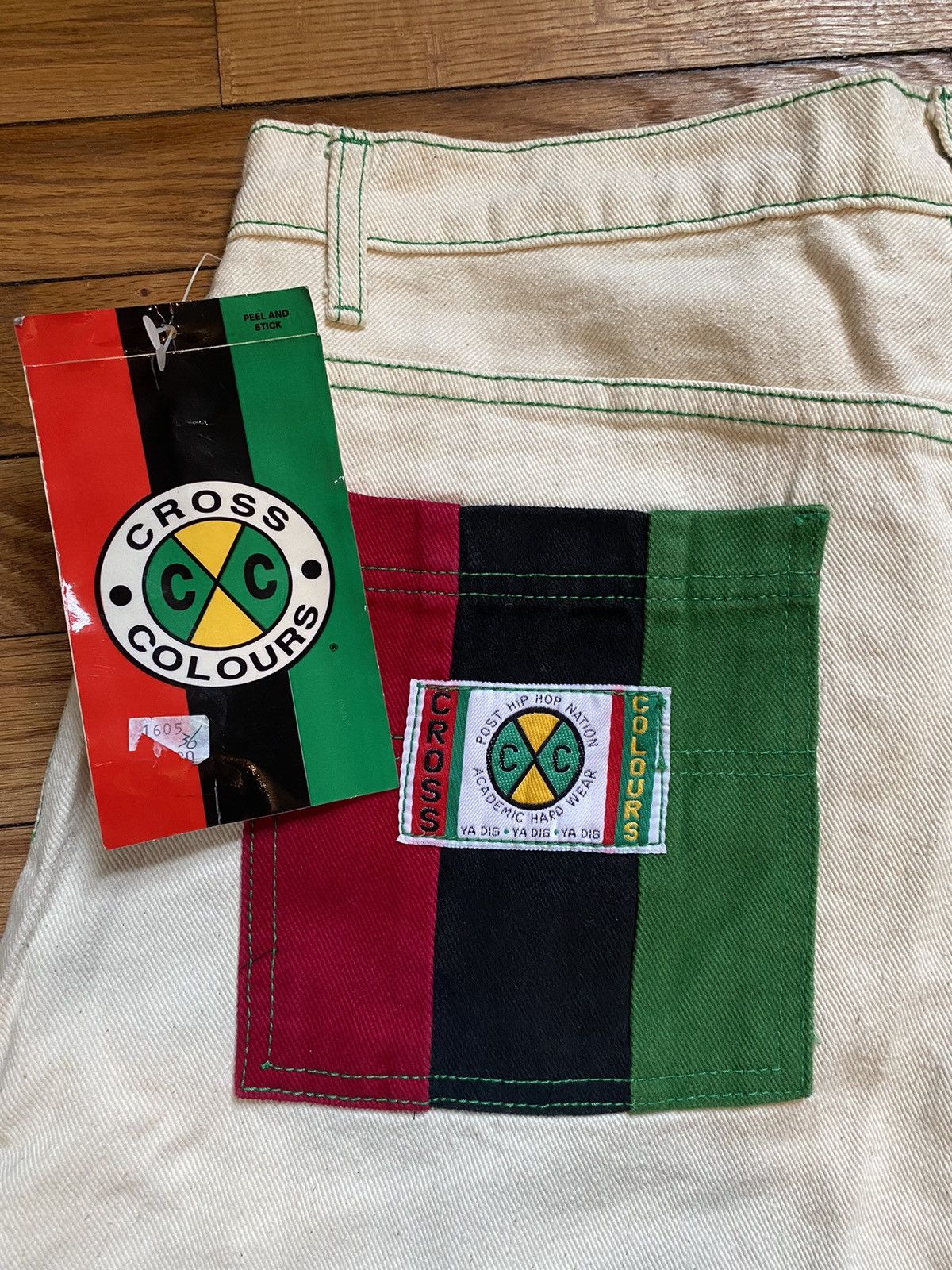 Cross Colours × JNCO × Vintage Deadstock Vintage 90s Cross Colours Shorts Size US 36 / EU 52 - 7 Thumbnail