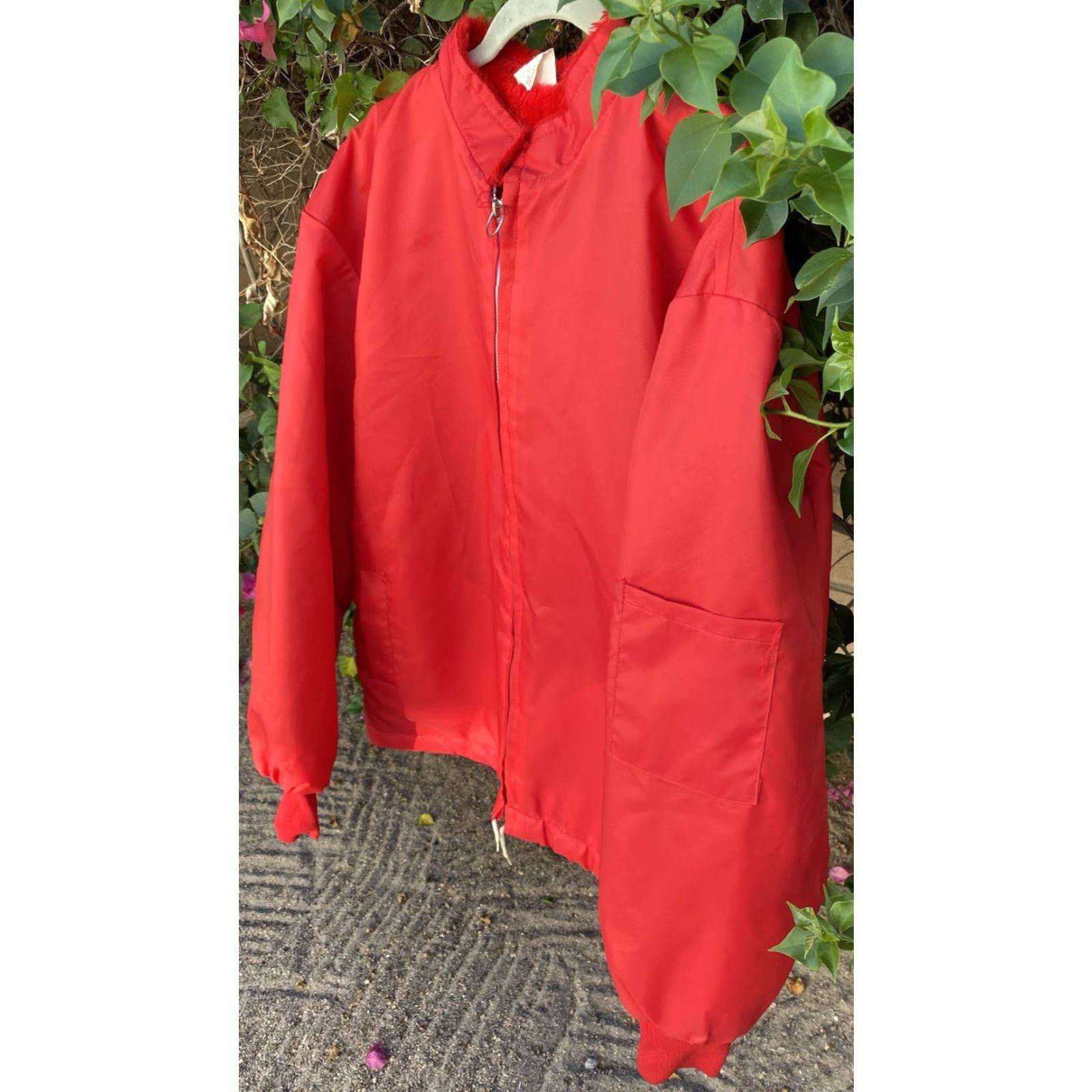 Greats VINTAGE The Great Lakes Jacket Red Nylon Racing Car Automotive Style XL Rockabilly Men’s? (note: avoid adding words) Size US XL / EU 56 / 4 - 7 Thumbnail
