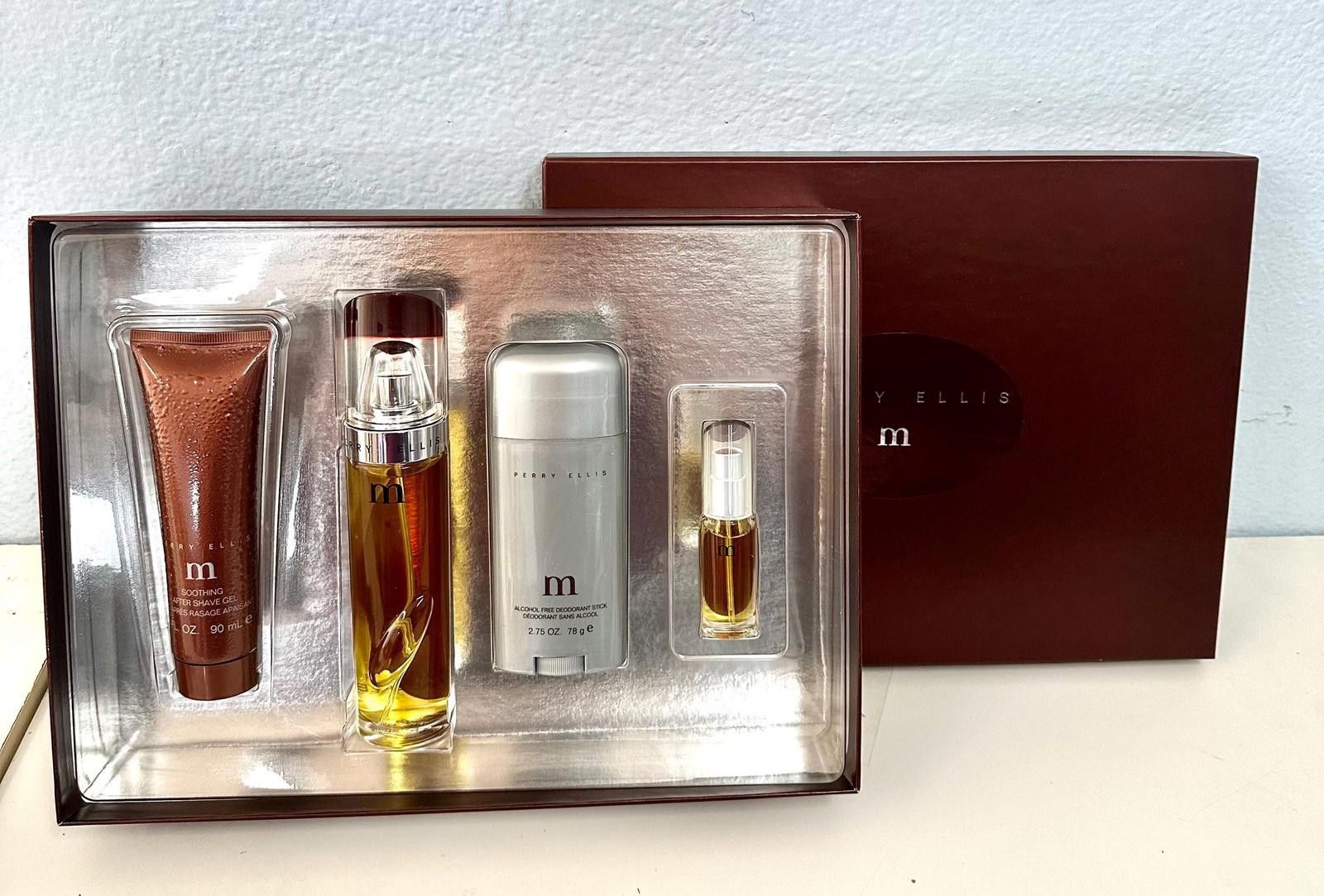 Perry Ellis Perry Ellis M 4pcs Perfume Set for Men Size ONE SIZE - 1 Preview