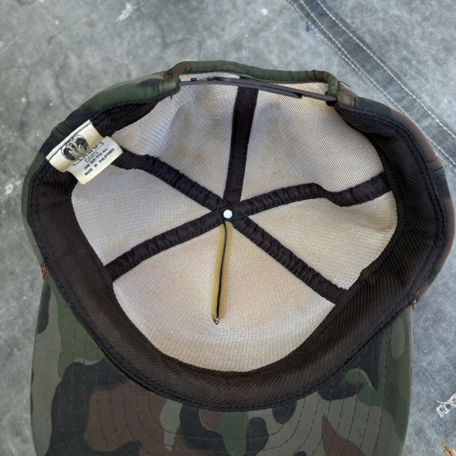 Vintage Vintage 80s Camo B&B Supply Lumber Gold Rope Trucker Hat Size ONE SIZE - 3 Thumbnail