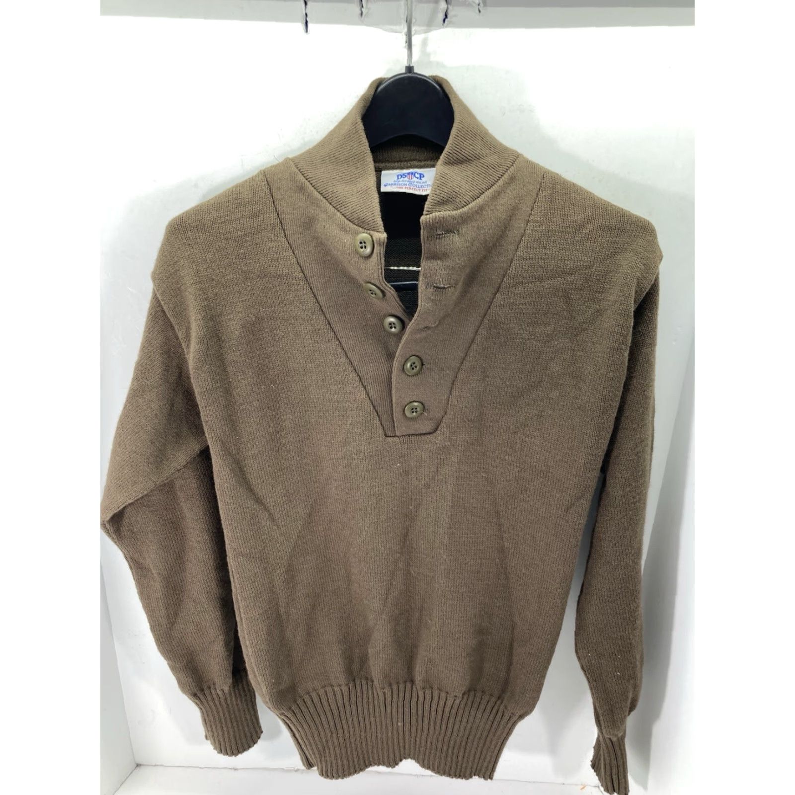 Vintage VINTAGE USGI Military Henley Sweater Men Medium Brown 5 Button Knit Long Sleeve Acrylic VTG Size US M / EU 48-50 / 2 - 2 Thumbnail