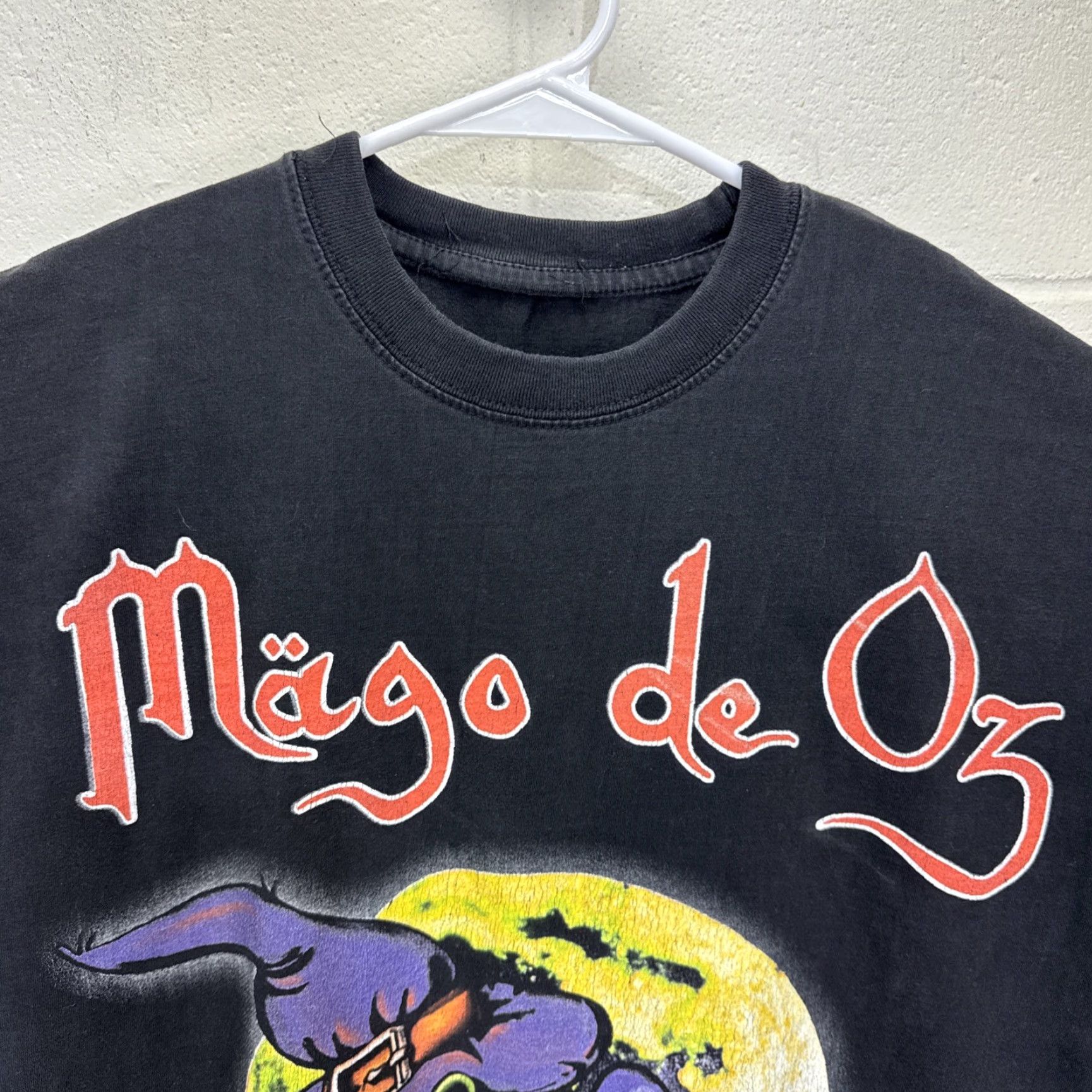 Folk VINTAGE Mago De Oz T-Shirt Large Black Folk Metal Witch Double-Sided 2000s Mens Size US L / EU 52-54 / 3 - 6 Thumbnail