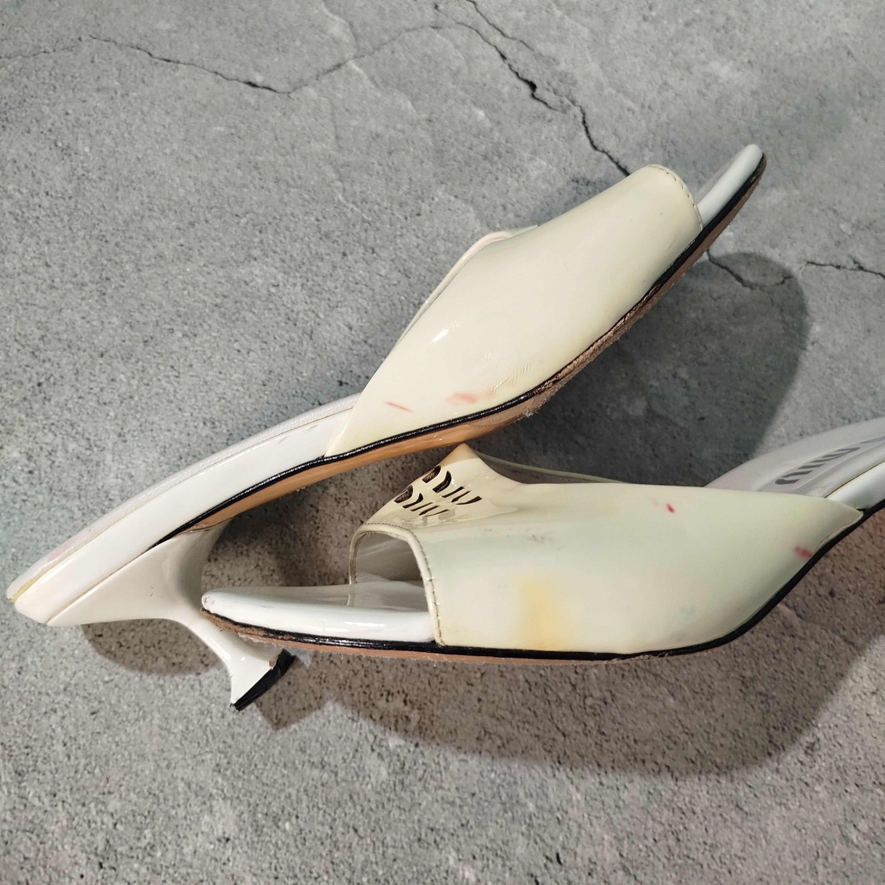 Miu Miu Miu Miu Women's Natural Logo Cut-out Mule Sandals Size US 7 / IT 37 - 8 Thumbnail