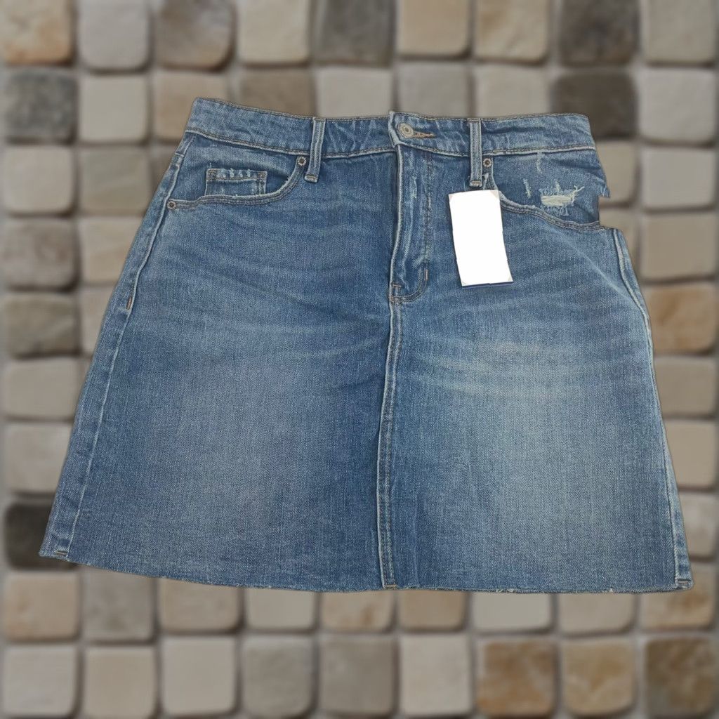 Old Navy VINTAGE? Old Navy Blue Jean Skirt Women Size 4 Distressed Style New NWT RN#160476 Size 27" / US 4 / IT 40 - 1 Thumbnail
