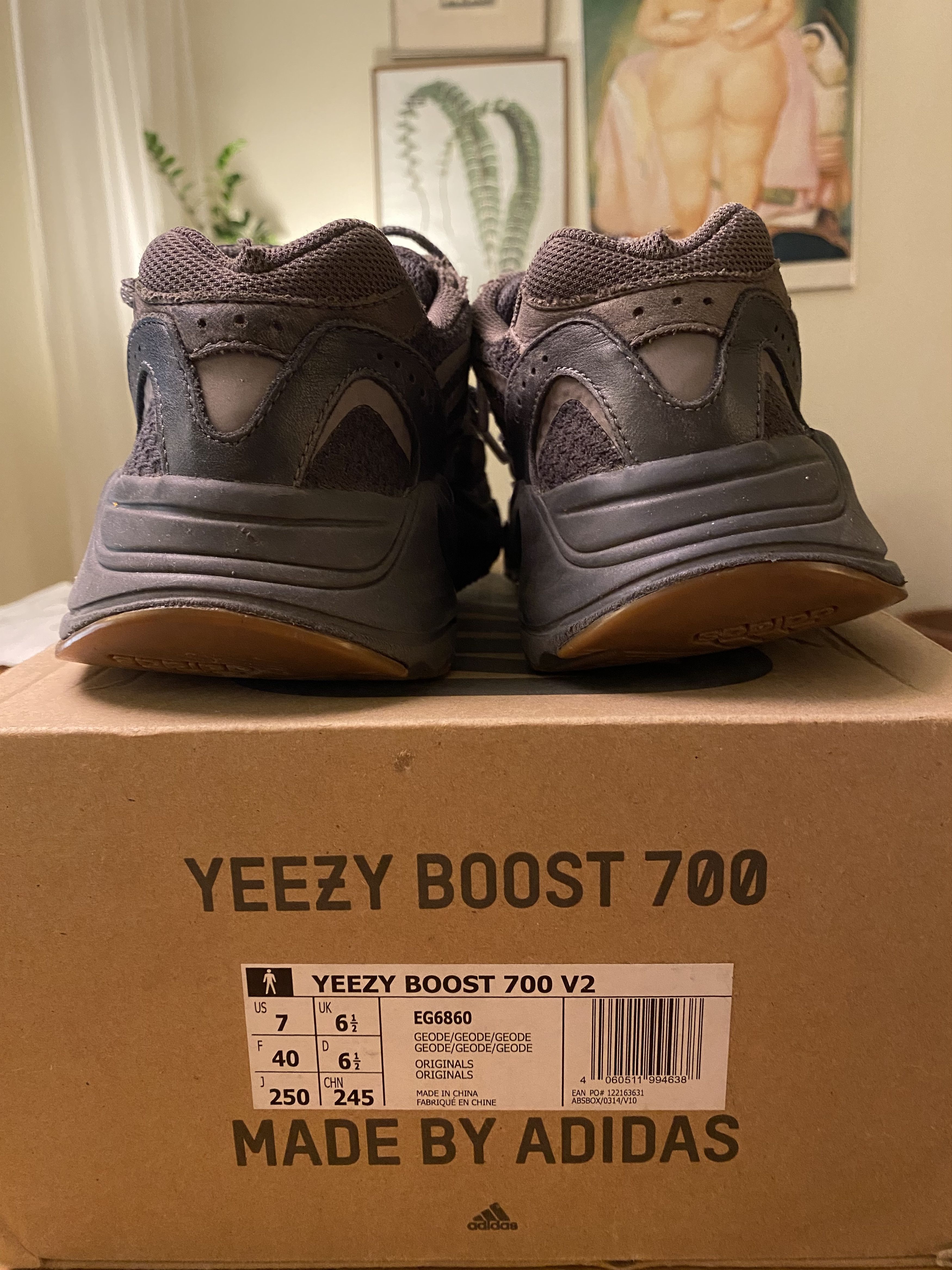 Yeezy Yeezy Boost 700 Geode US 7 / EU 40 Size US 7 / EU 40 - 7 Thumbnail
