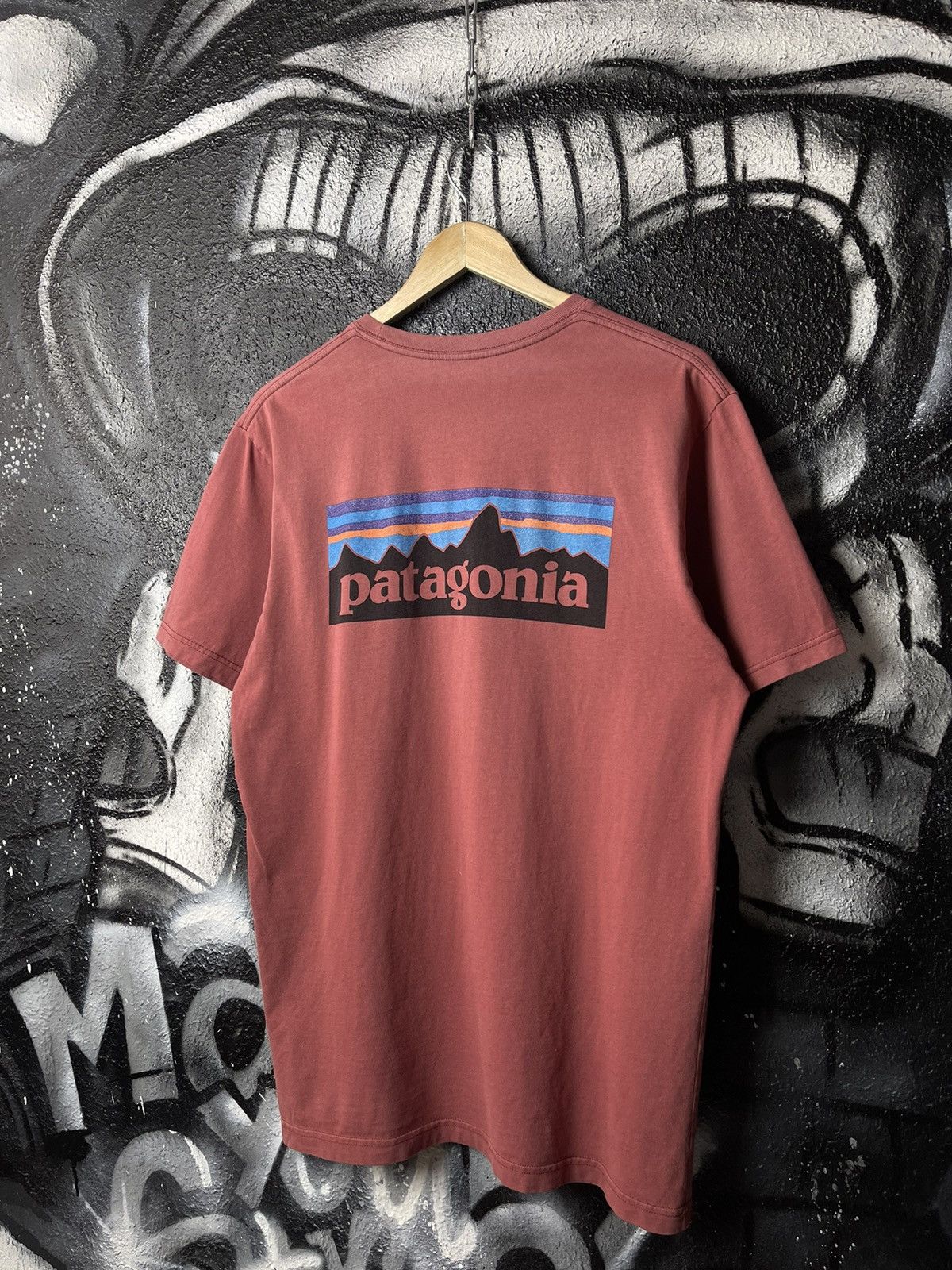 Patagonia Patagonia Regular Fit Logo Print T-Shirt Men’s Size M Size US M / EU 48-50 / 2 - 1 Thumbnail