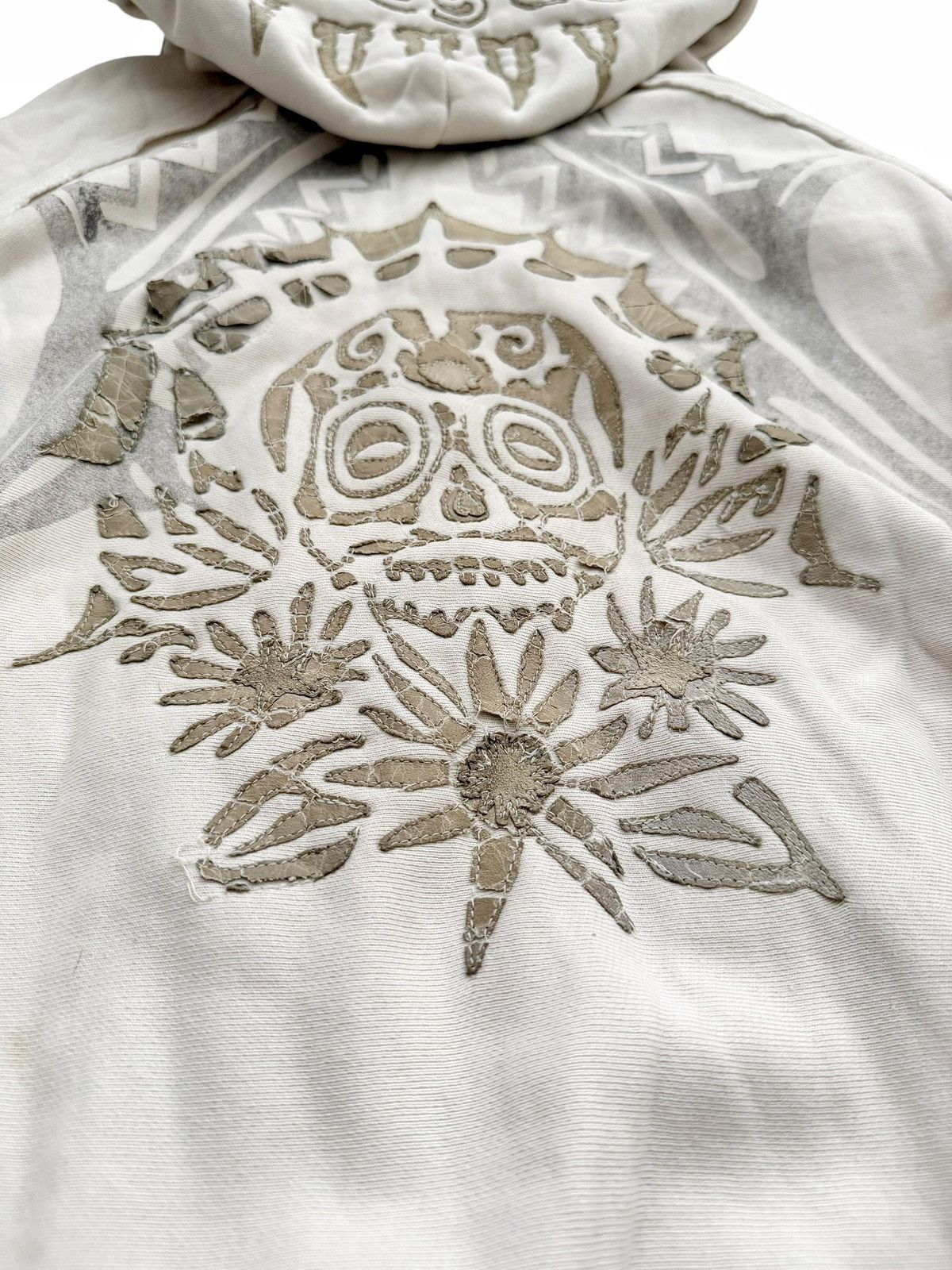 The Great China Wall 2000’s Patchwork Appliqué Skull Zip Hoodie Size US XXL / EU 58 / 5 - 9 Thumbnail