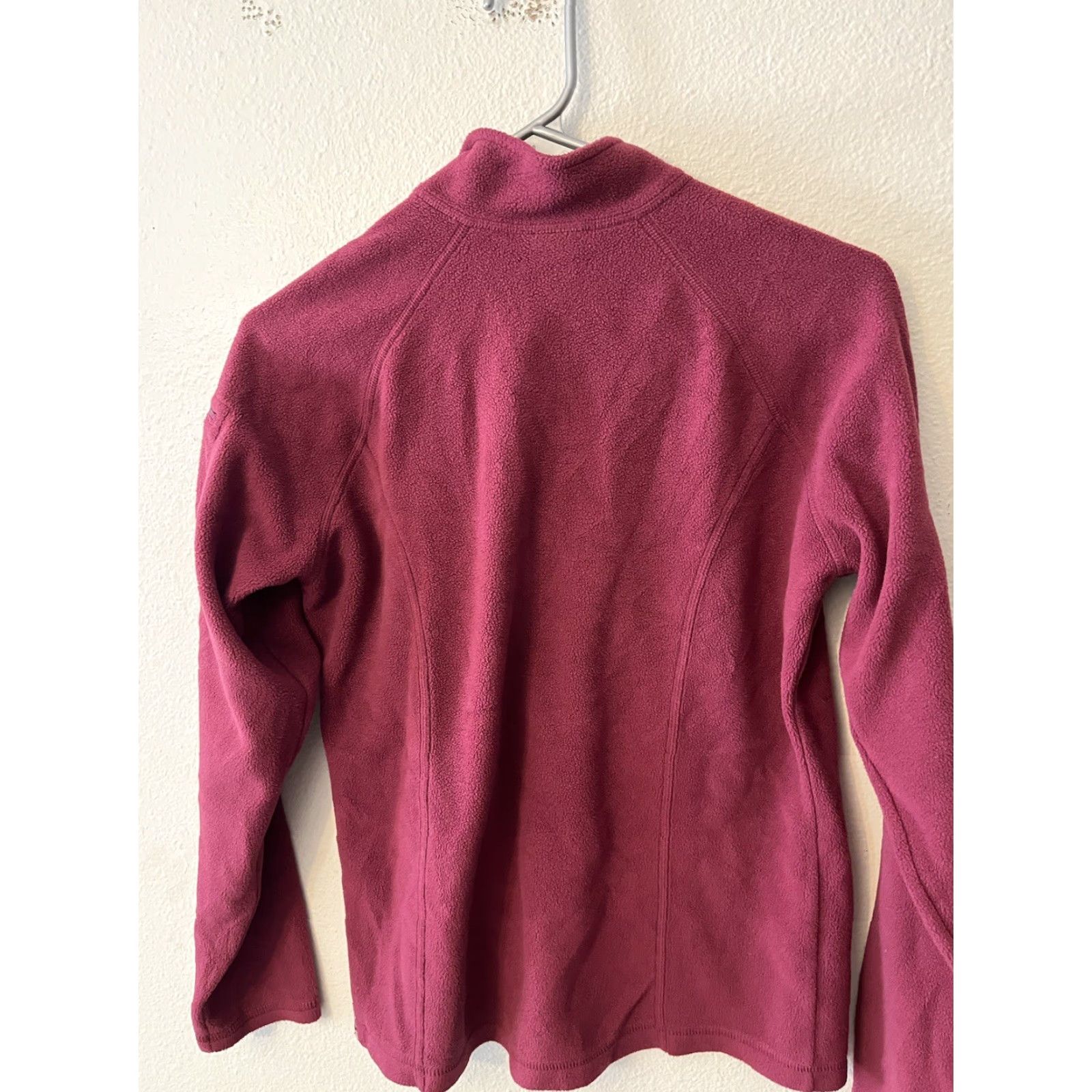 Vintage VINTAGE LL Bean Pullover Shirt XS Women Maroon 1/4 Zip Zip Half Pocket Pullover 100% Polyester Fleece Logo Zipper Womens Size XS / US 0-2 / IT 36-38 - 2 Thumbnail