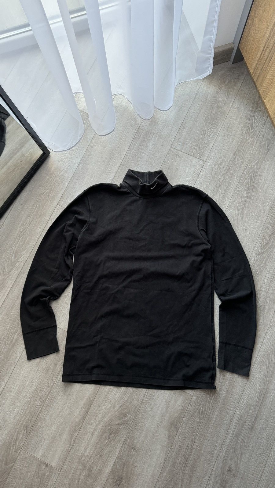 Nike × Vintage Nike Vintage Turtleneck Swoosh Sweatshirt Size L Size US L / EU 52-54 / 3 - 1 Thumbnail