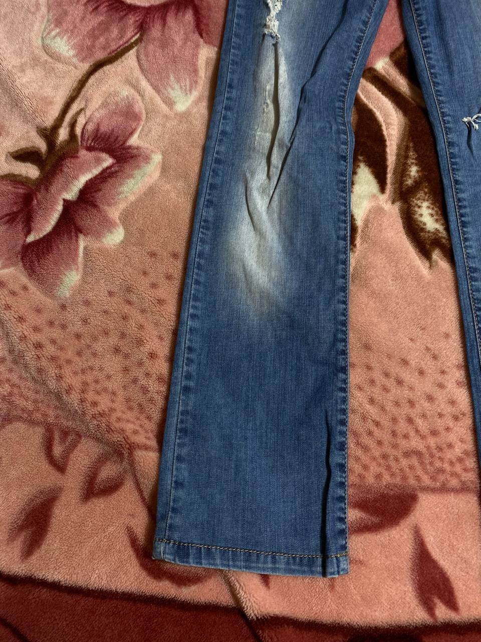 Dsquared2 × Vintage Vintage Dsquared2 Distressed Painted Made in Italy Jeans Size US 27 - 16 Thumbnail