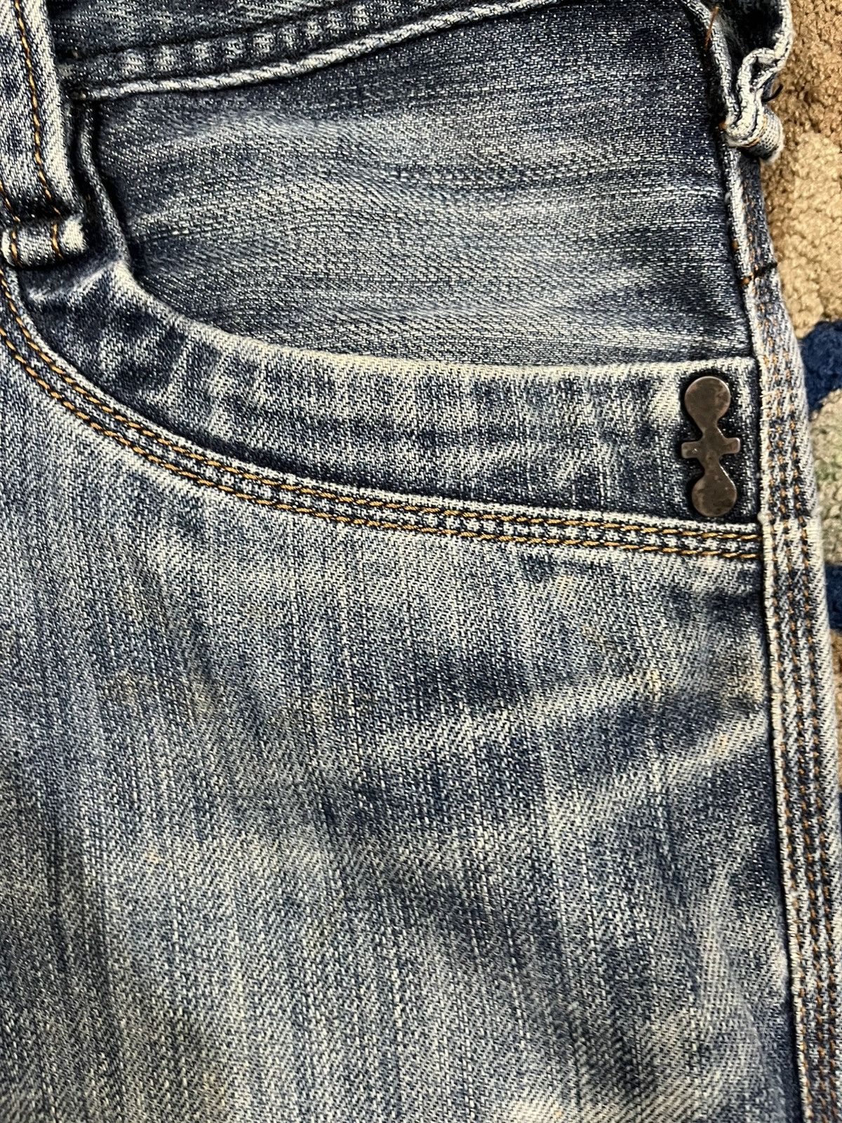 Diesel × Diesel Black Gold Vintage Diesel Embroidded Distressed Denim Size US 31 - 9 Thumbnail