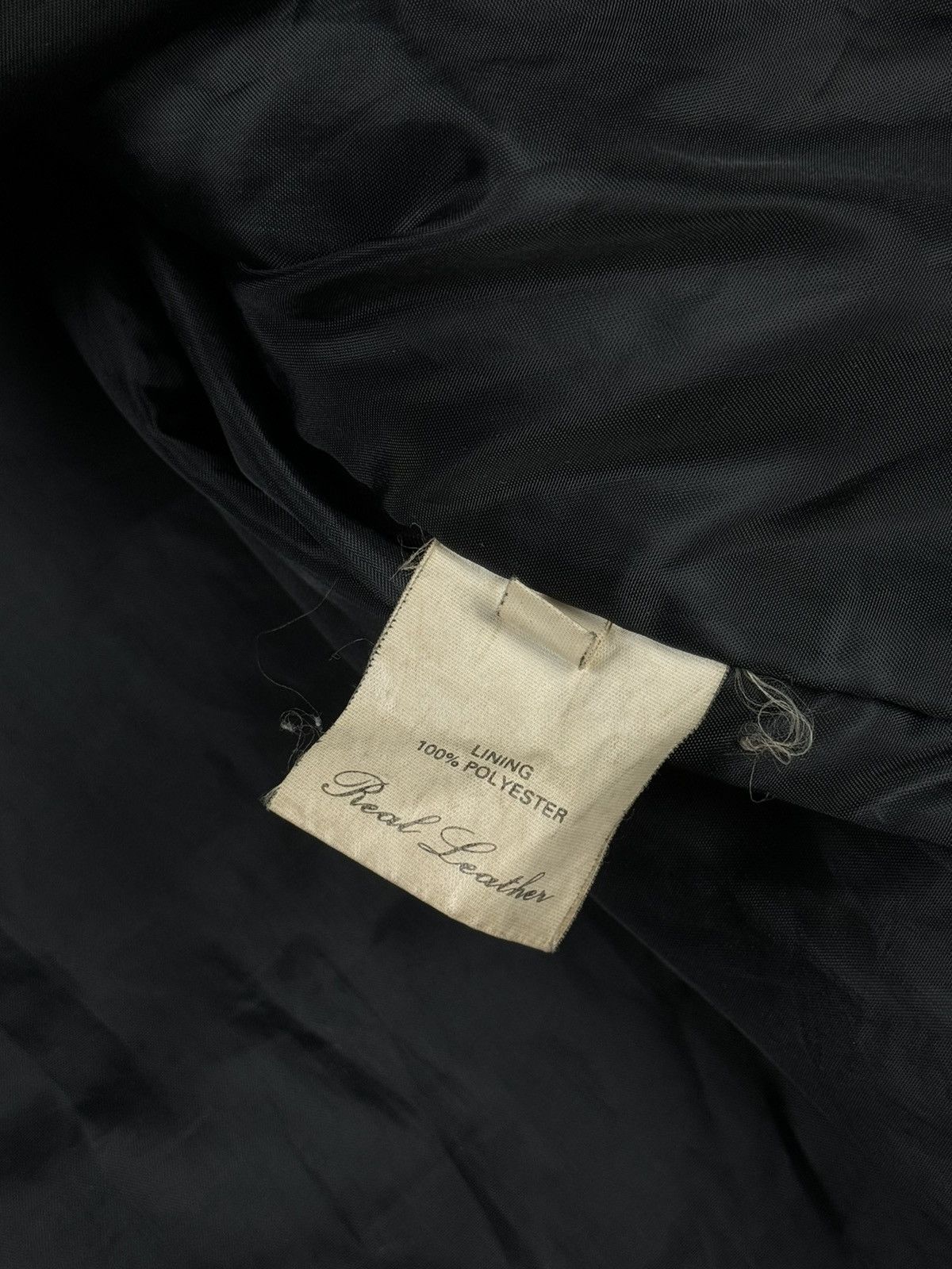 Vintage Vintage leather bomber jacket 90s original retro casual item Size US L / EU 52-54 / 3 - 5 Thumbnail