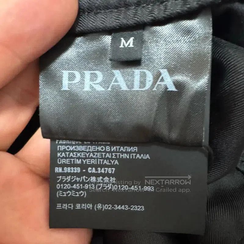 Prada Prada Black Silk Logo Print Men's Shorts. Size US 32 / EU 48 - 4 Thumbnail