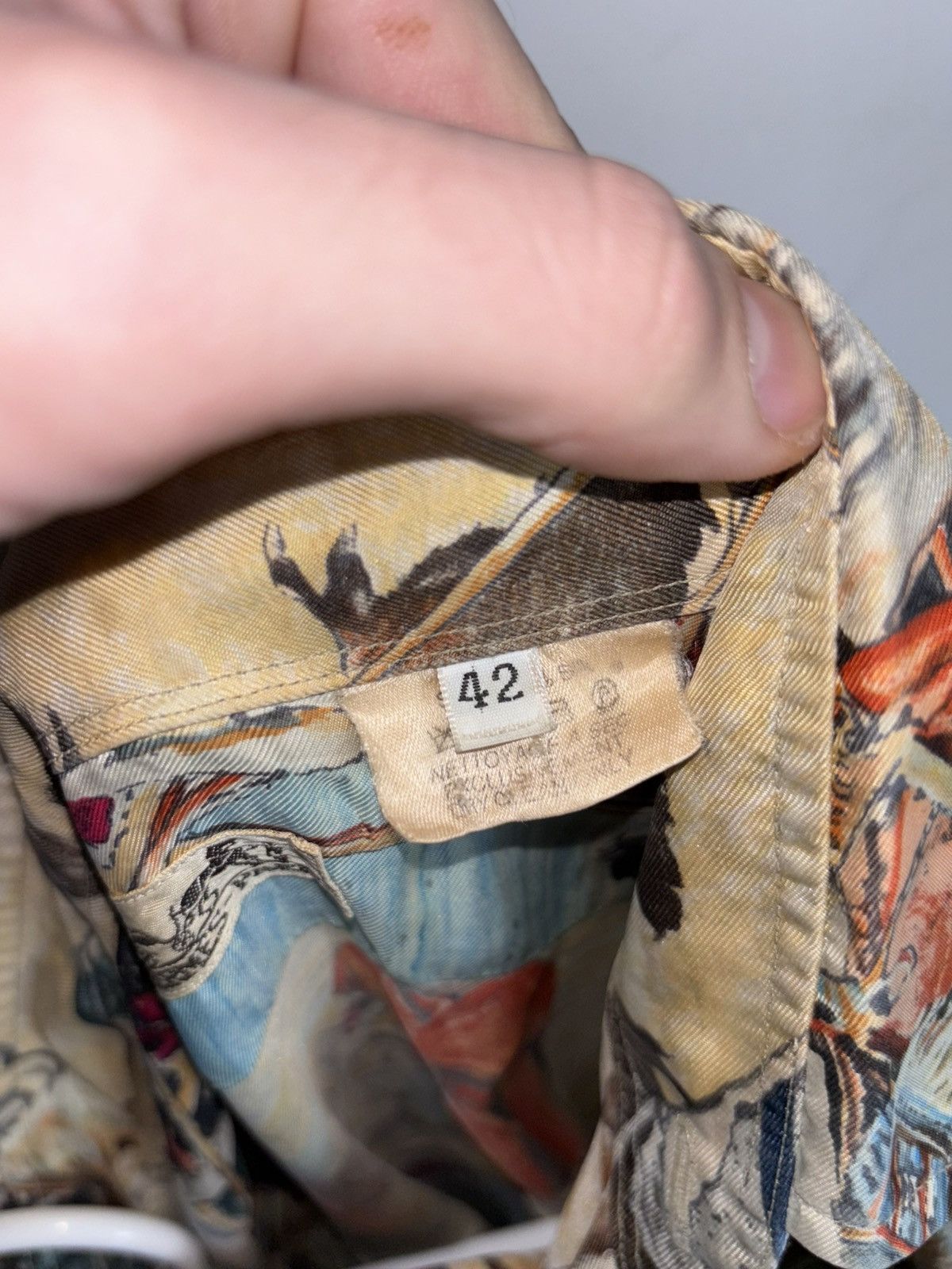 Hermes Vintage Hermes Les Cheyennes silk shirt Size US M / EU 48-50 / 2 - 9 Thumbnail