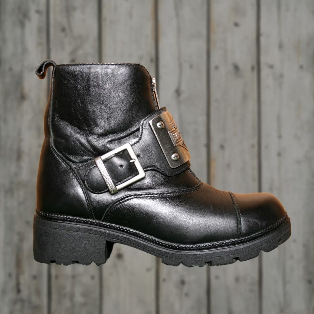 Harley Davidson Harley-Davidson Charisma Boots Biker Leather Ankle Zip Front Metal Logo Plate Sz. 6 Womens Black Size US 4 / IT 34 - 1 Thumbnail