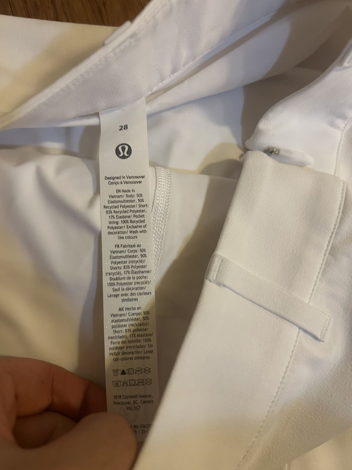 Lululemon Lululemon Drop-Waist Pleated Golf Skirt size 28 Size 28" / US 6 / IT 42 - 6 Thumbnail