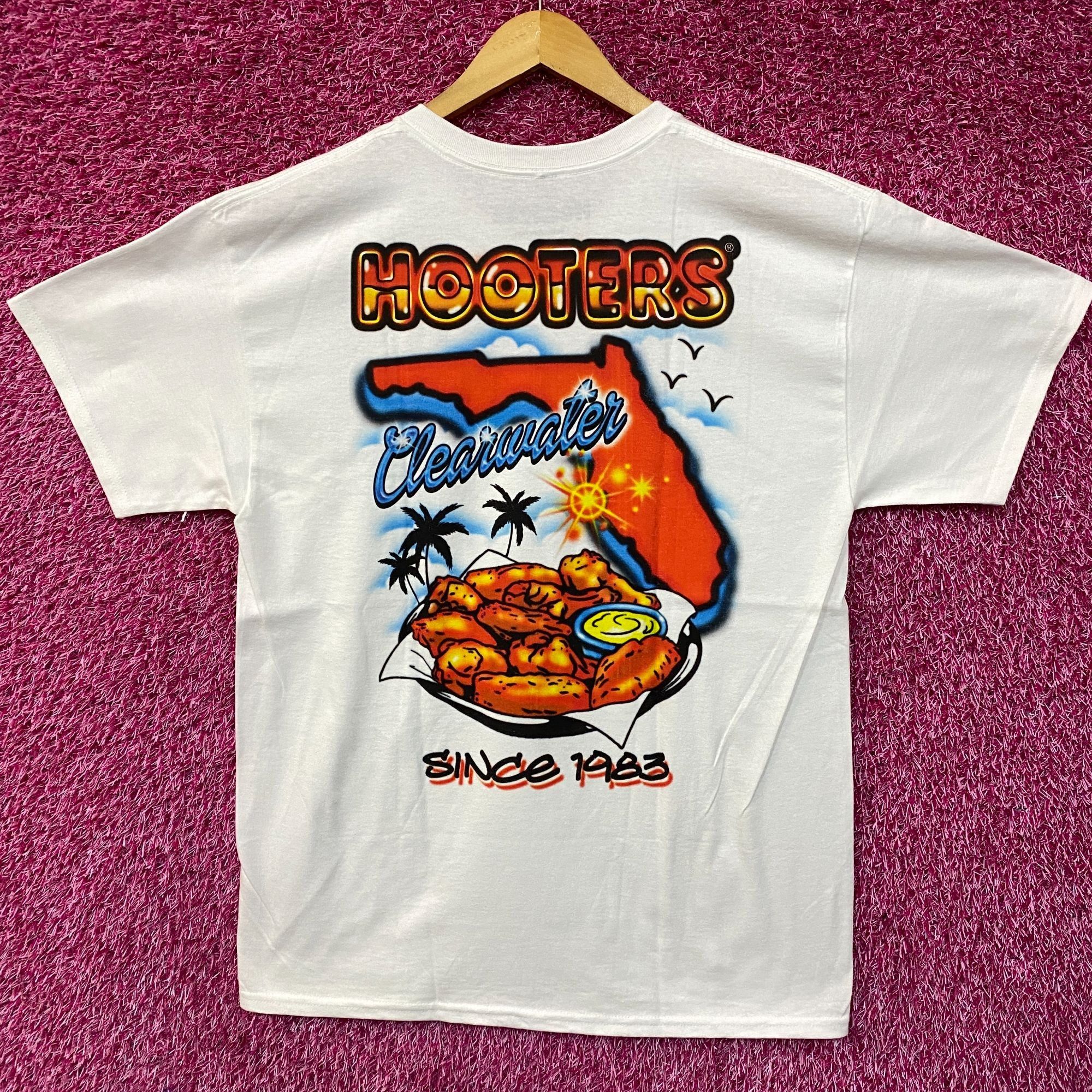 Ripple Junction Hooters Delightfully Tacky Yet Unrefined T-Shirt Large Size US L / EU 52-54 / 3 - 4 Thumbnail