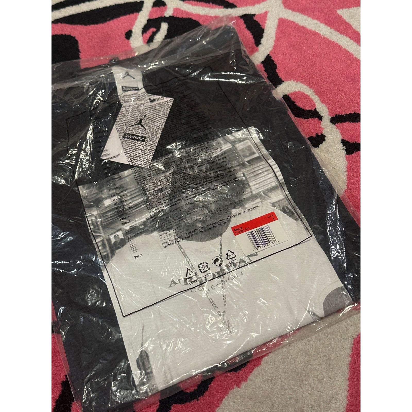 Jordan Brand × Supreme Supreme Jordan Biggie S/S Top – Size Large – Brand New Size US L / EU 52-54 / 3 - 1 Thumbnail