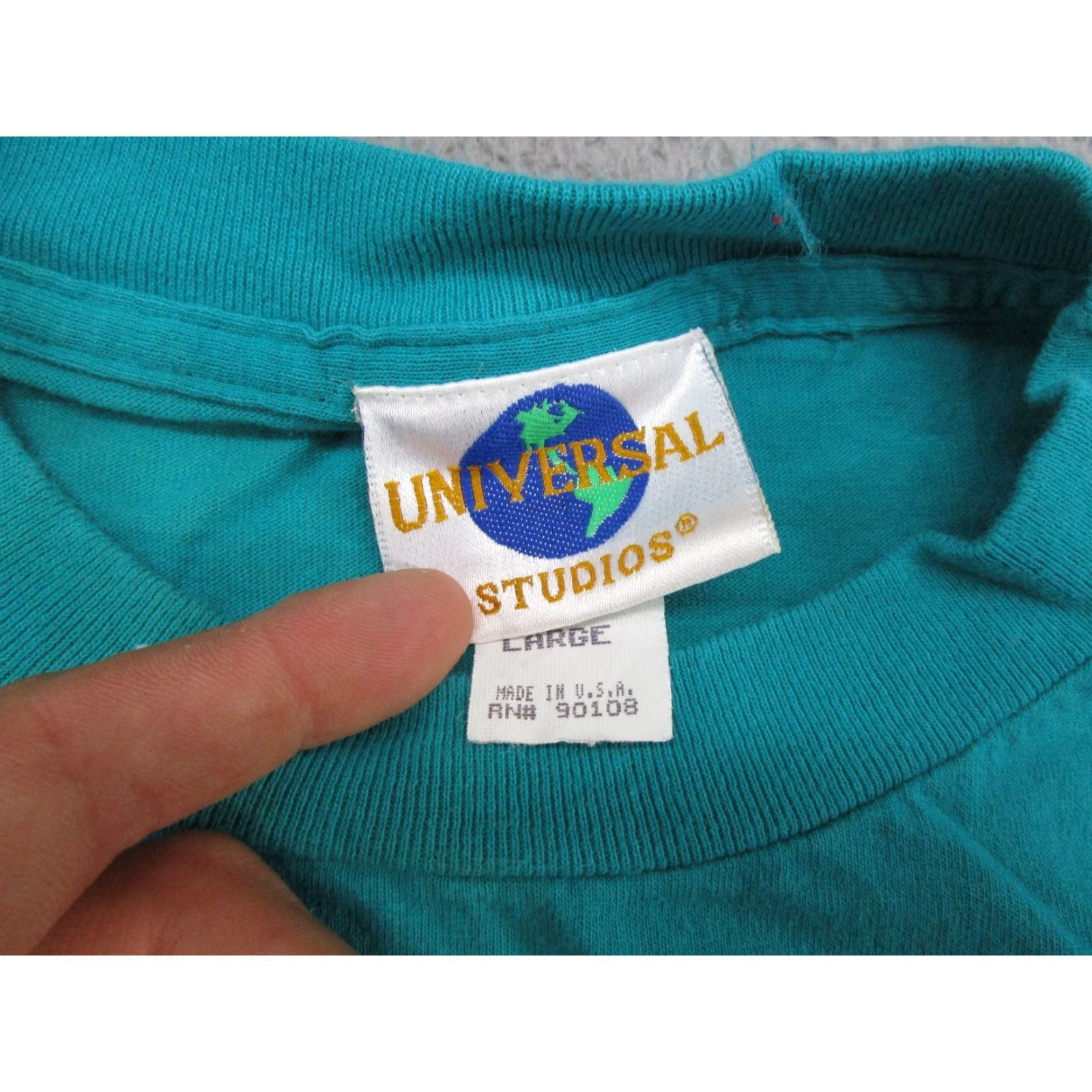 Vintage VINTAGE Universal Studios Hollywood T-Shirt Mens L Green 90s USA Theme Crew Neck Short Sleeve Cotton Shirt Size US L / EU 52-54 / 3 - 4 Thumbnail