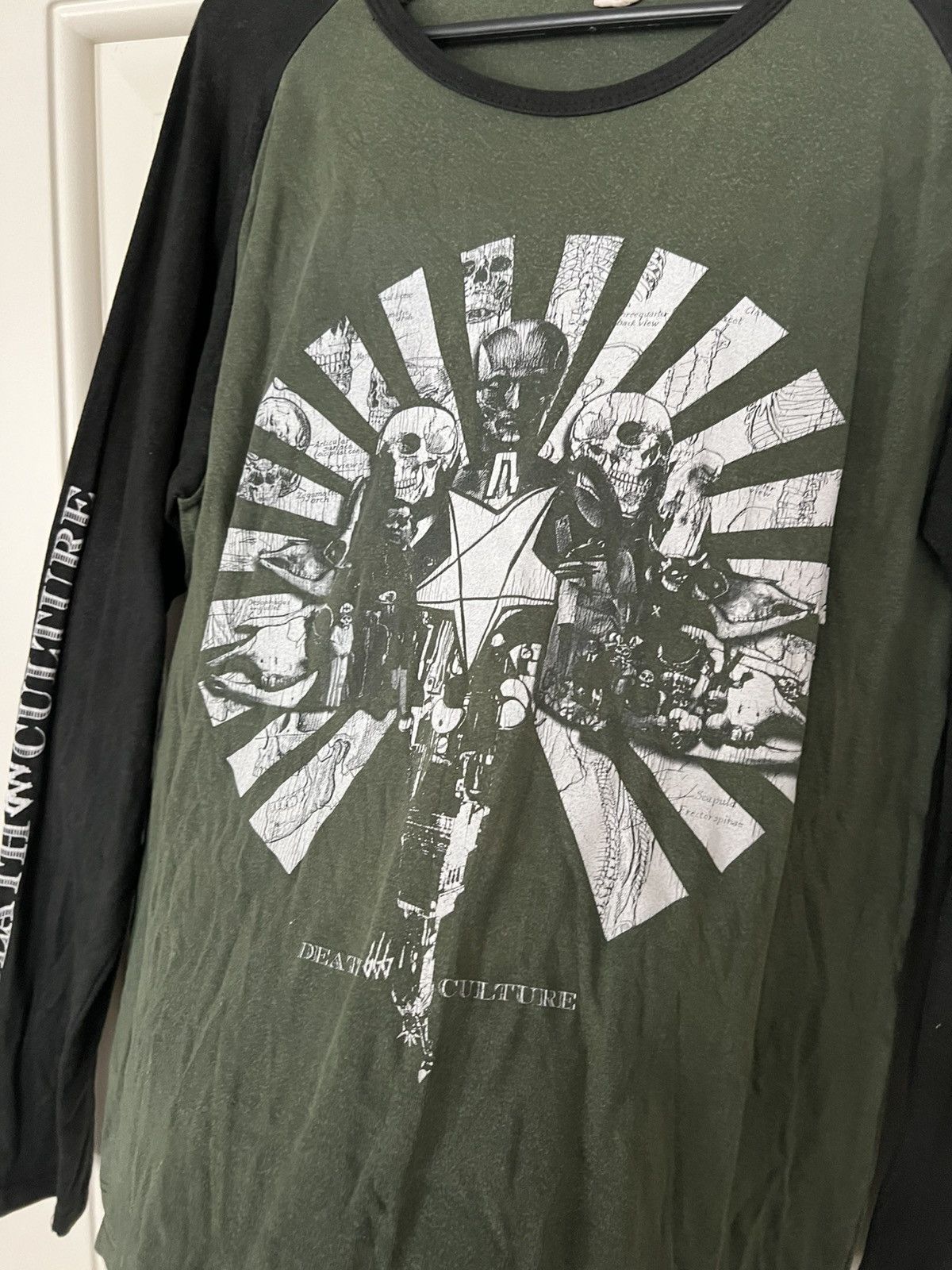 Band Tees Vintage Death Culture Graphic Long Sleeve Punk Size US L / EU 52-54 / 3 - 4 Thumbnail