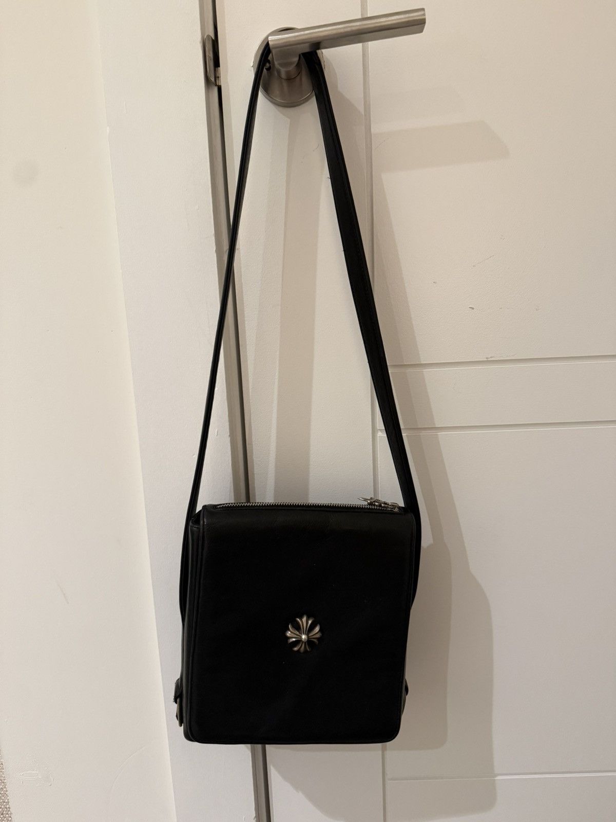 Chrome Hearts Leather chrome hearts messenger bag in black Size ONE SIZE - 6 Thumbnail