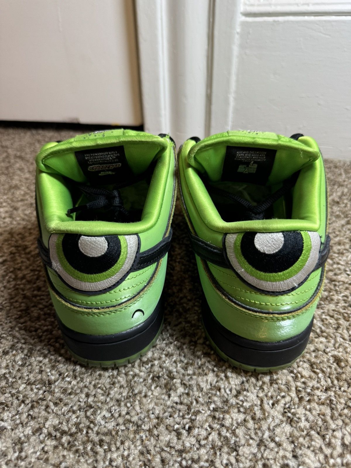 Nike Nike SB Dunk Low Powerpuff Buttercup Size 9.5 Sneakers Shoes Size US 9.5 / EU 42-43 - 4 Thumbnail