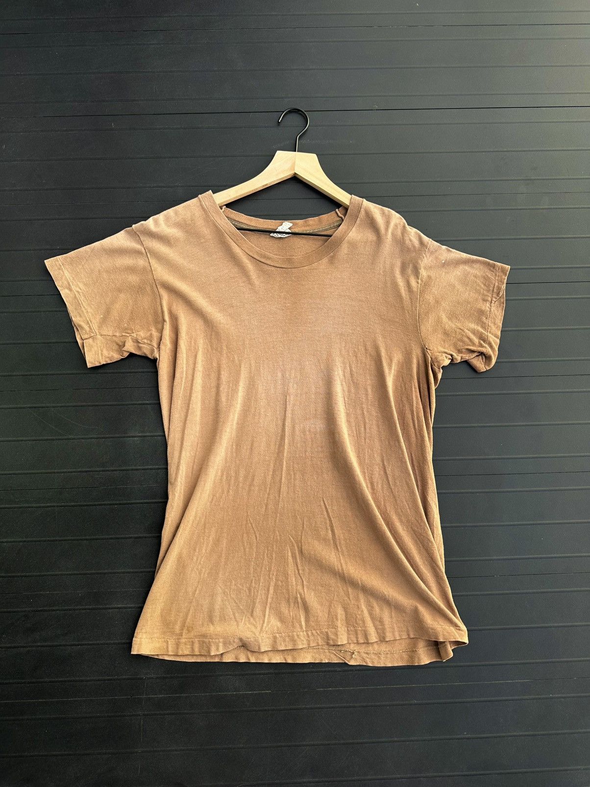 Vintage 90s Sun Faded Brown Blank Tee Size US M / EU 48-50 / 2 - 1 Thumbnail