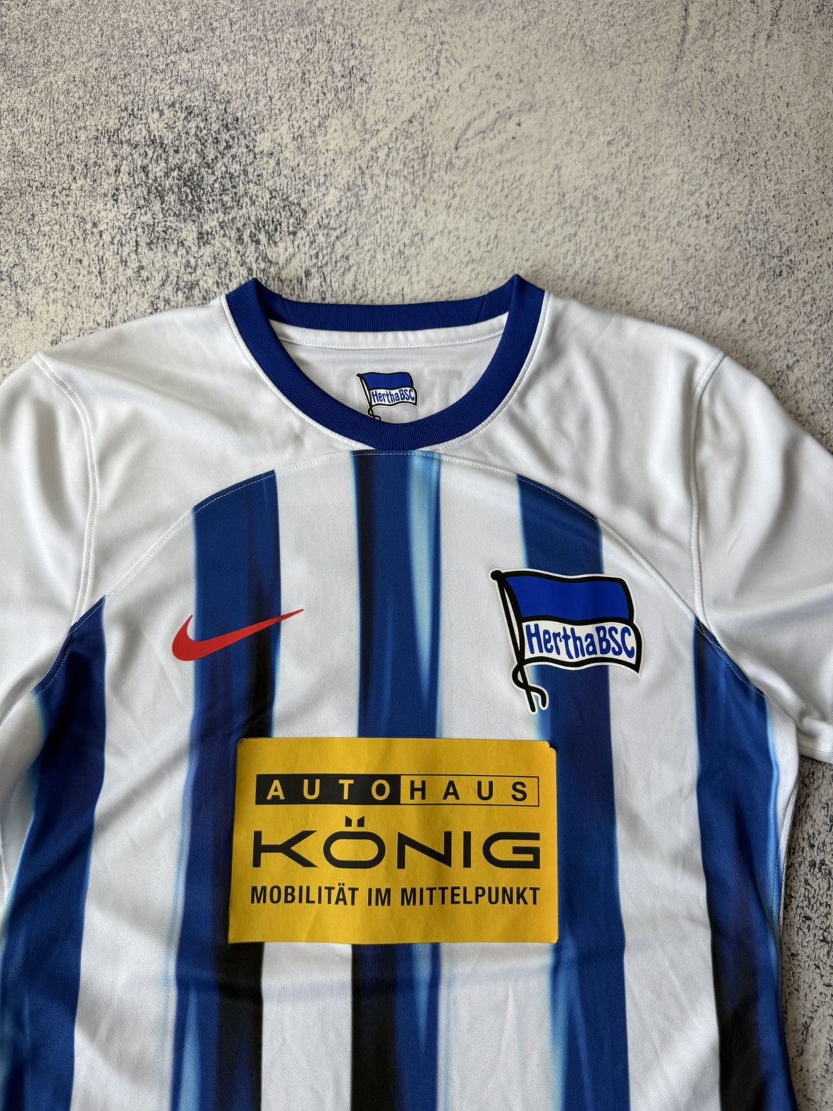 Nike Hertha BSC #45 Berlin Home Jersey 2021/22 by Nike Size US M / EU 48-50 / 2 - 3 Thumbnail