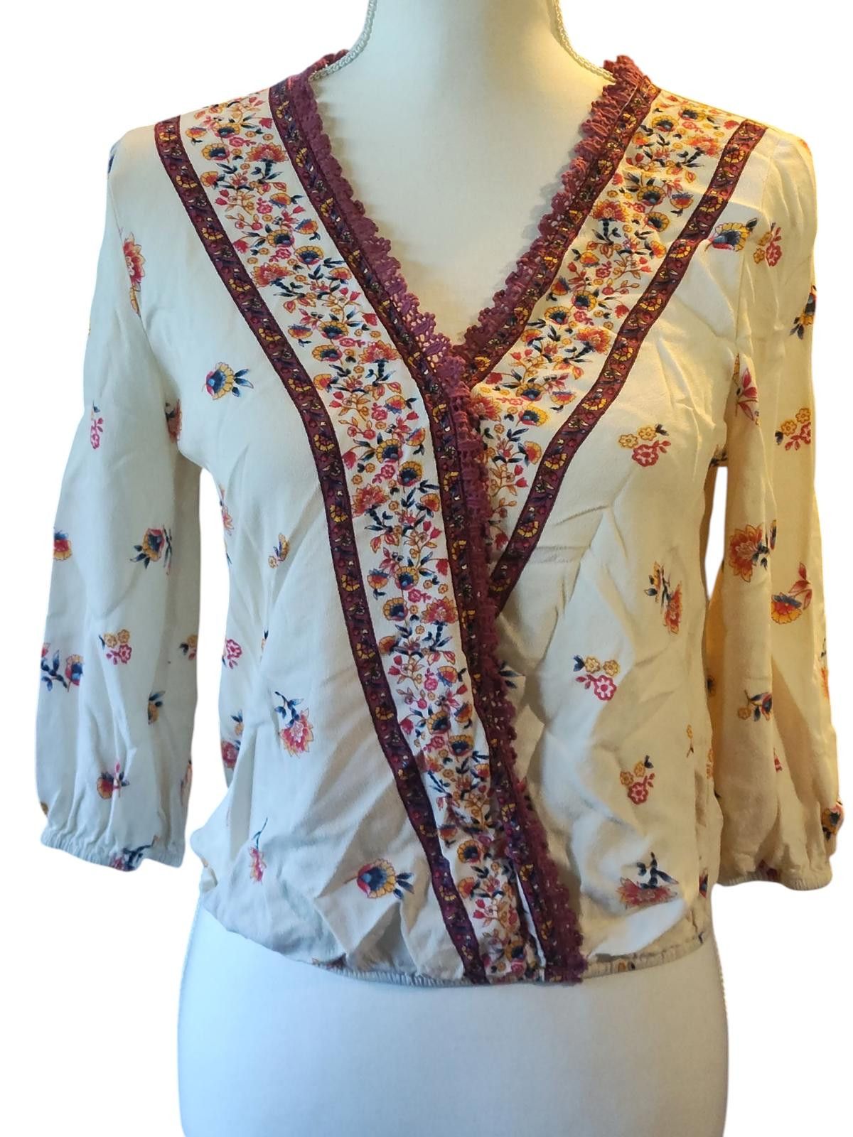 Designer Blue Rain Women's Floral Print Blouse with Lace Trim Size XS Size XS / US 0-2 / IT 36-38 - 2 Thumbnail
