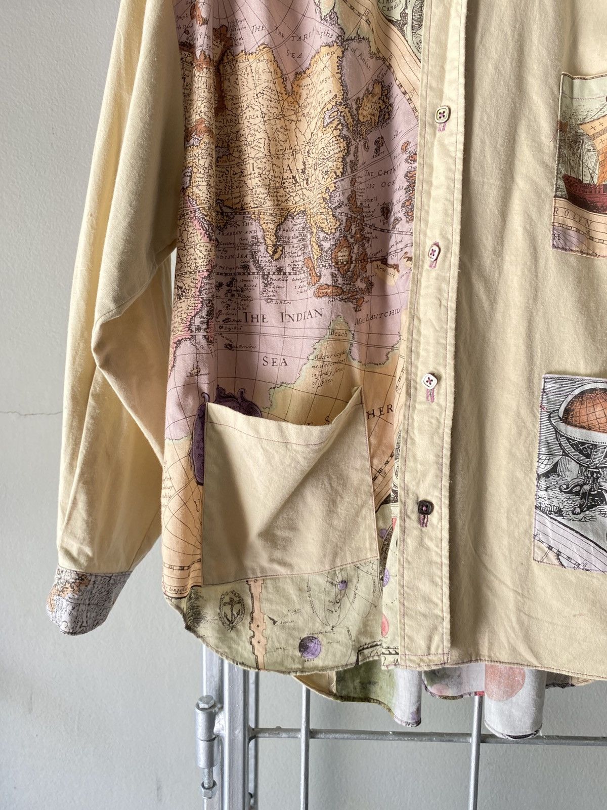 Designer × Japanese Brand × Vintage Vintage Map Print Shirt with Unique Details Size ONE SIZE - 10 Thumbnail