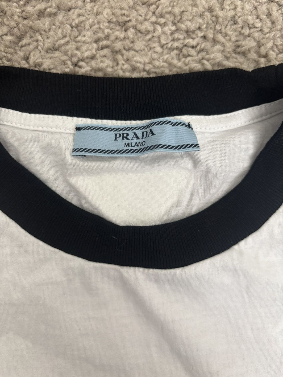 Prada Prada Cropped T-Shirt Size M / US 6-8 / IT 42-44 - 2 Thumbnail