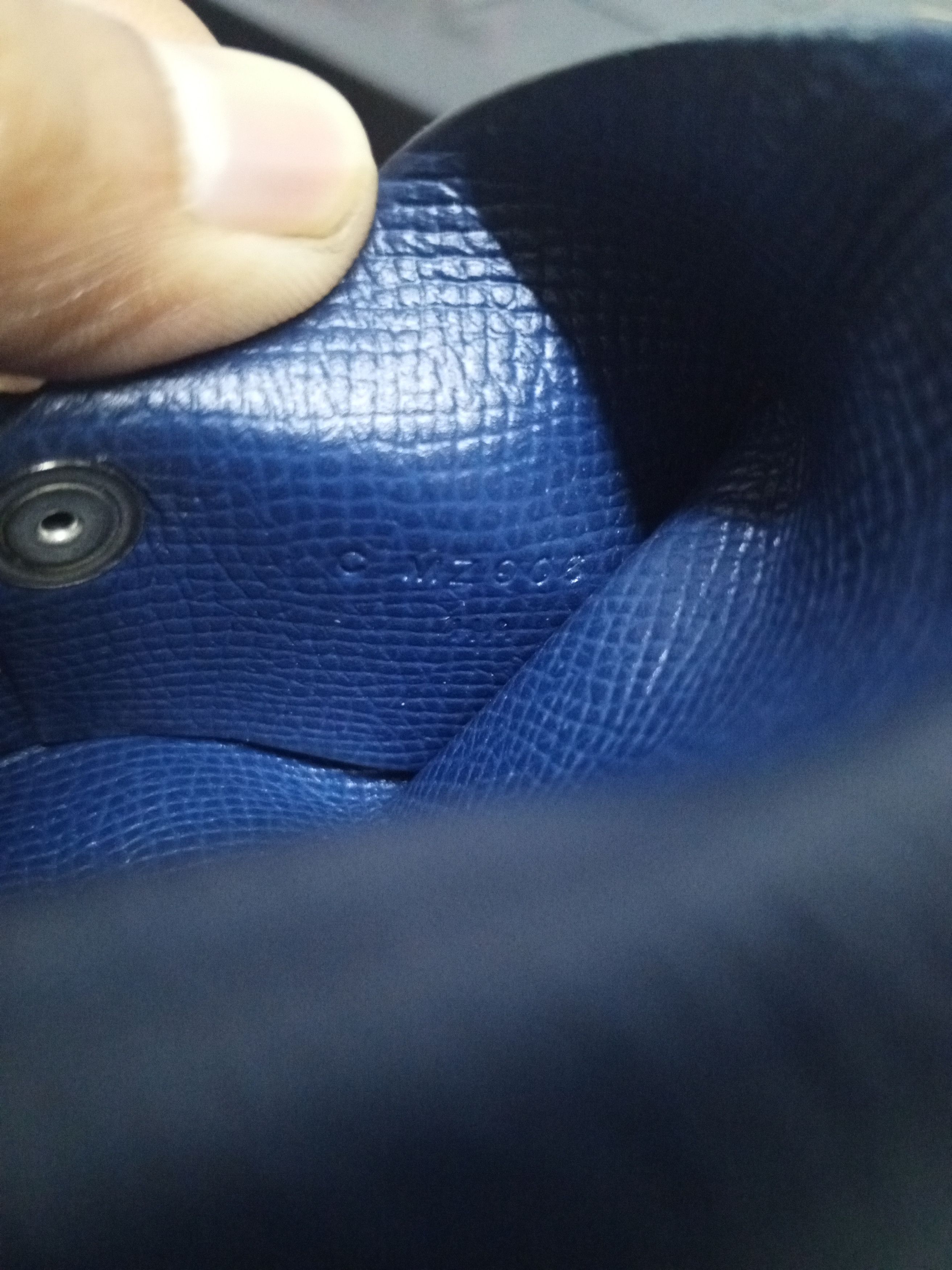 Hermes 🔥HERMES🔥CALVI LEATHER CARD WALLET NAVY BLUE Size ONE SIZE - 12 Thumbnail