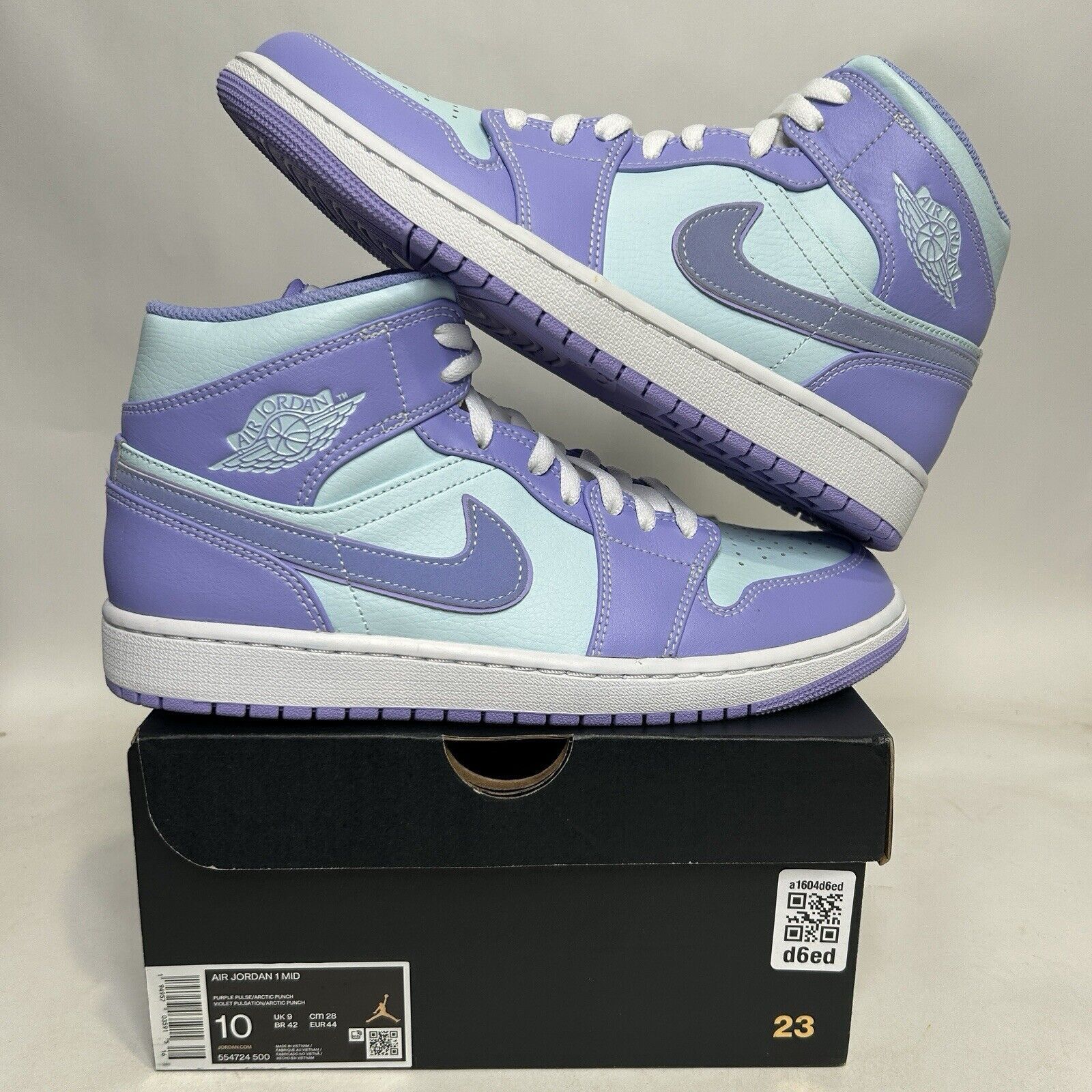 Nike Nike Air Jordan 1 Retro Mid “Purple Pulse/Arctic Punch" 2024 Size US 10 / EU 43 - 1 Thumbnail