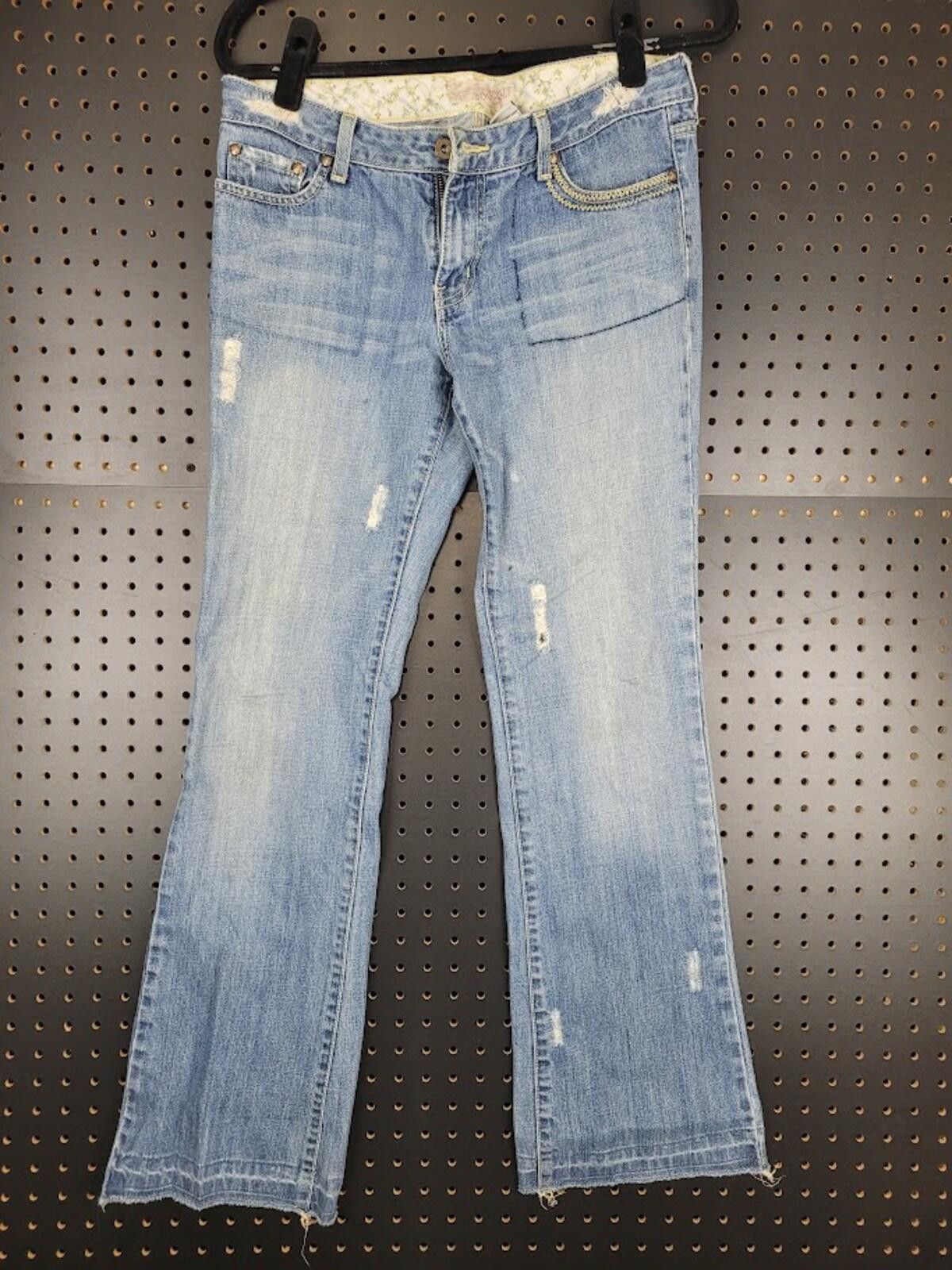 Old Navy Old Navy Boot-Cut Jeans Ultra Low Waist Size 6 Regular Size 28" / US 6 / IT 42 - 1 Thumbnail