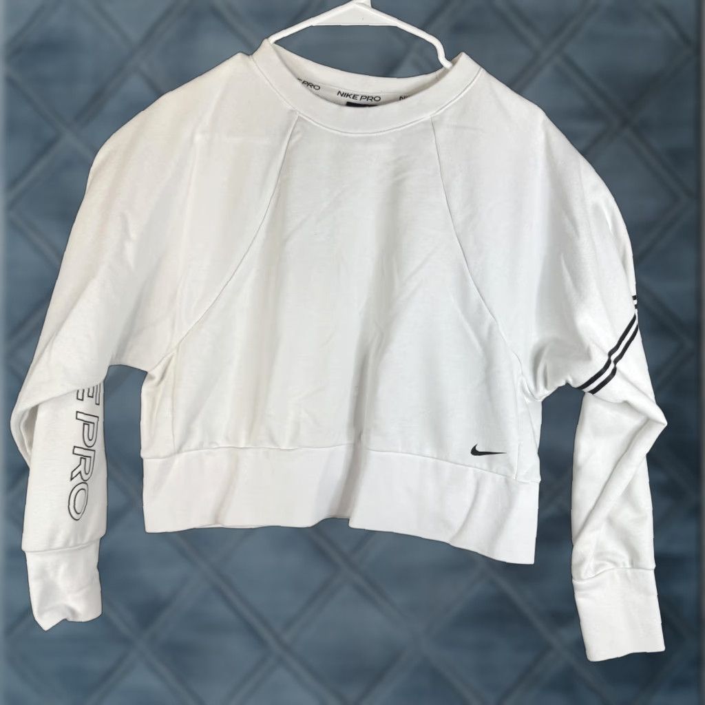 Nike Nike Dri-FIT Sweatshirt Womens Medium White Cropped Crewneck Pullover Logo Stripes Athletic Sports Size M / US 6-8 / IT 42-44 - 1 Thumbnail