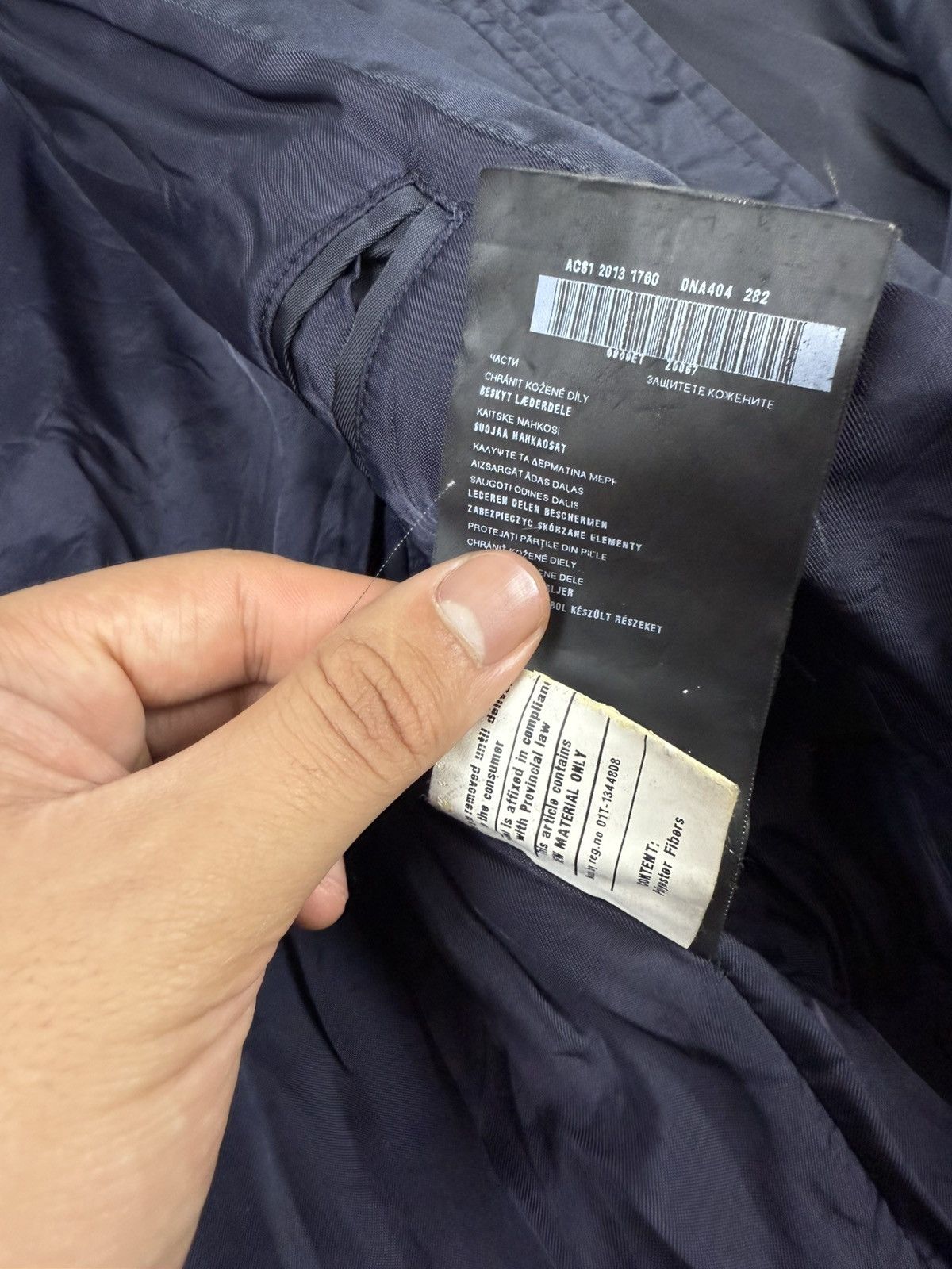 Prada Prada bomber Quilted Zip Jacket in Navy size M Size US M / EU 48-50 / 2 - 10 Thumbnail
