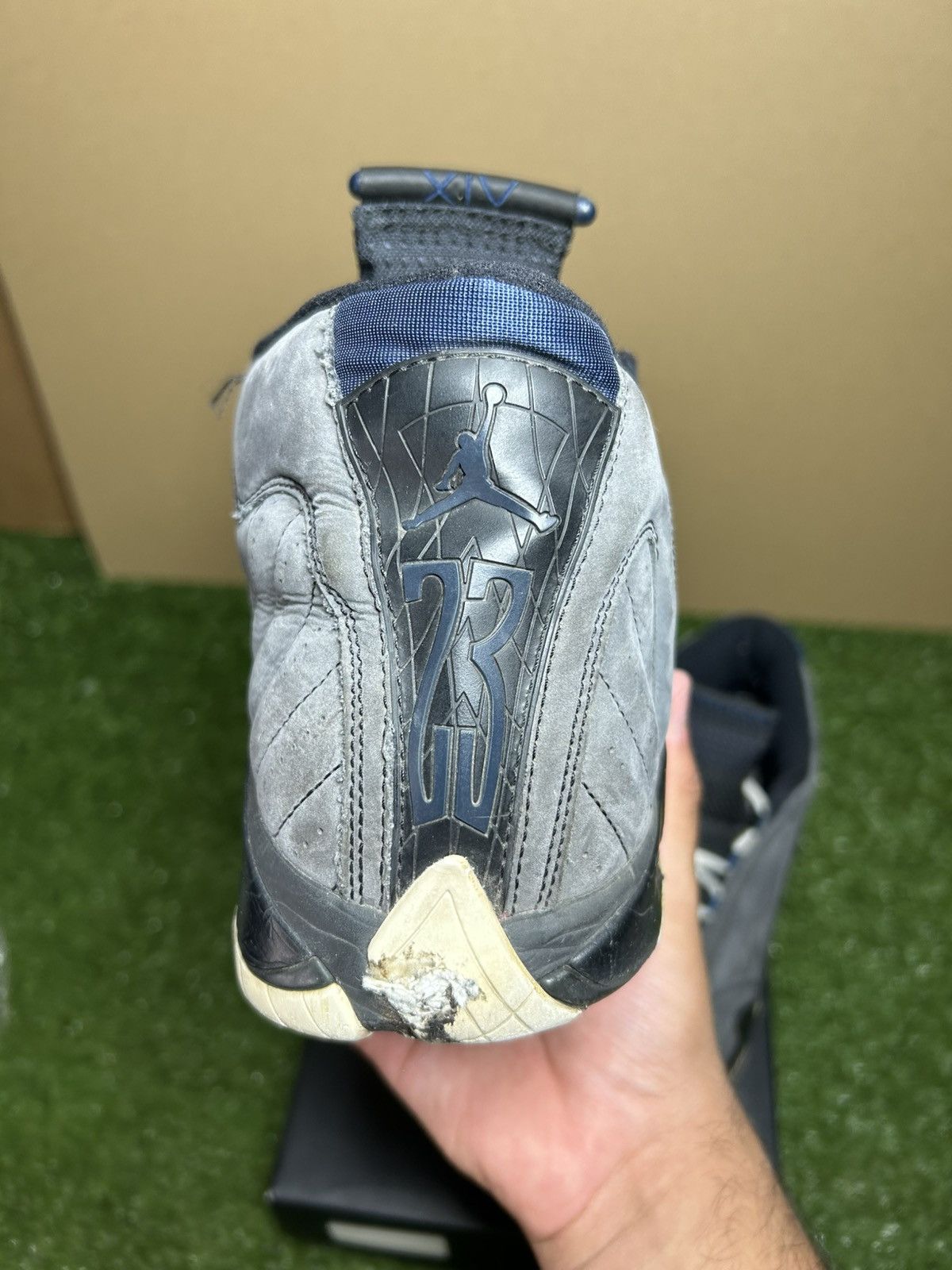 Jordan Brand Jordan 14 Wolf Grey Size US 10 / EU 43 - 9 Thumbnail