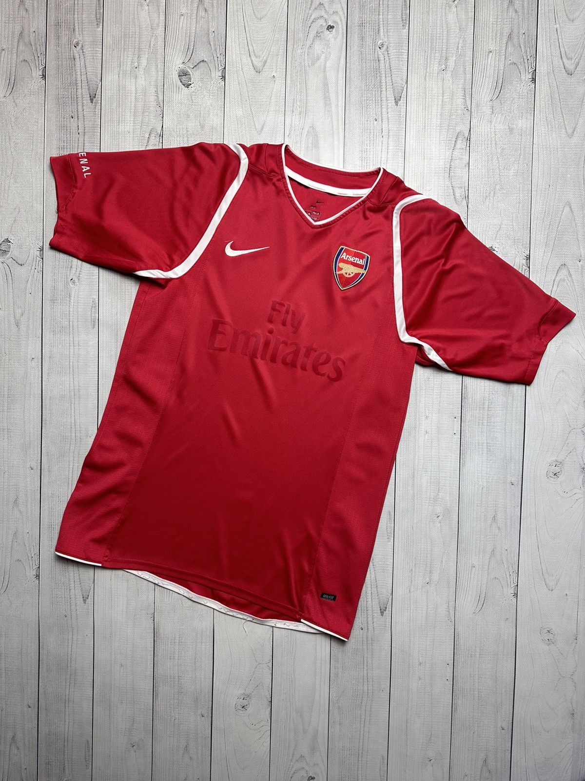 Nike × Vintage Vintage red arsenal Nike soccer jersey size Xs Size US XS / EU 42 / 0 - 1 Thumbnail
